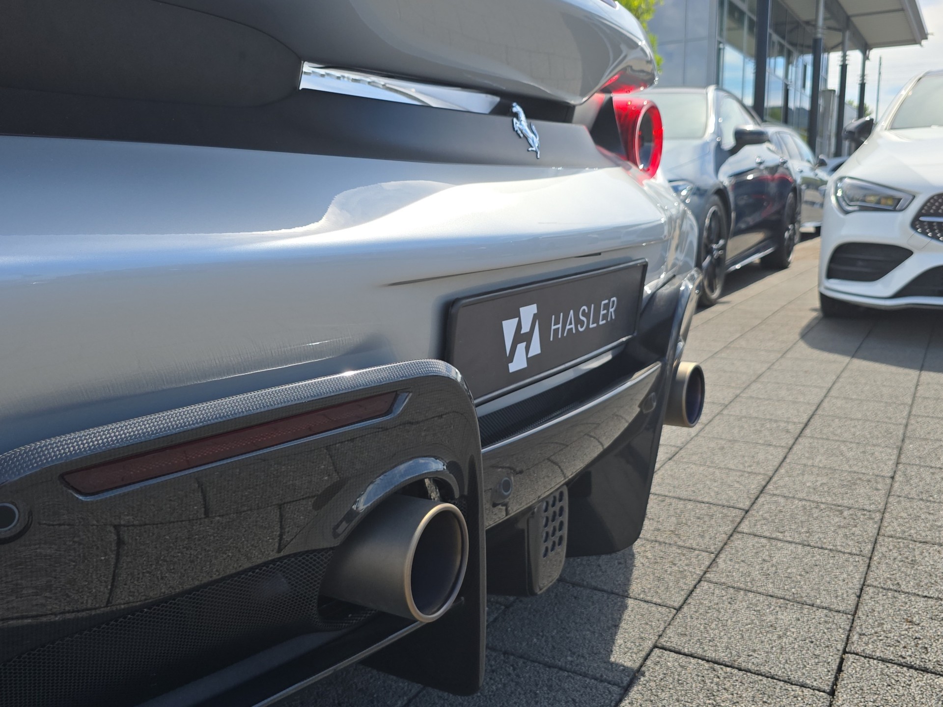 FERRARI 488 Pista 3.9 V8 - 19