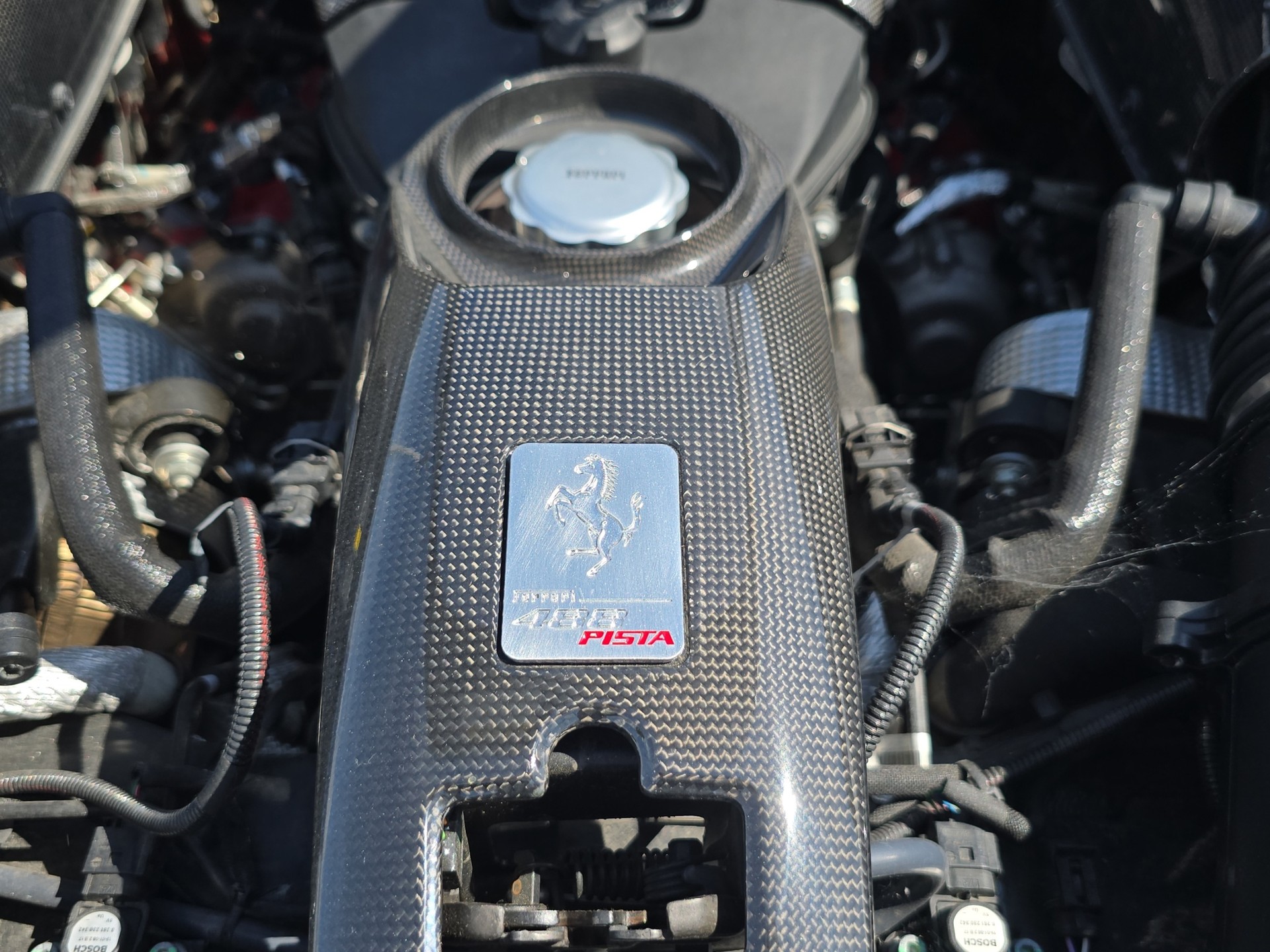 FERRARI 488 Pista 3.9 V8 - 23