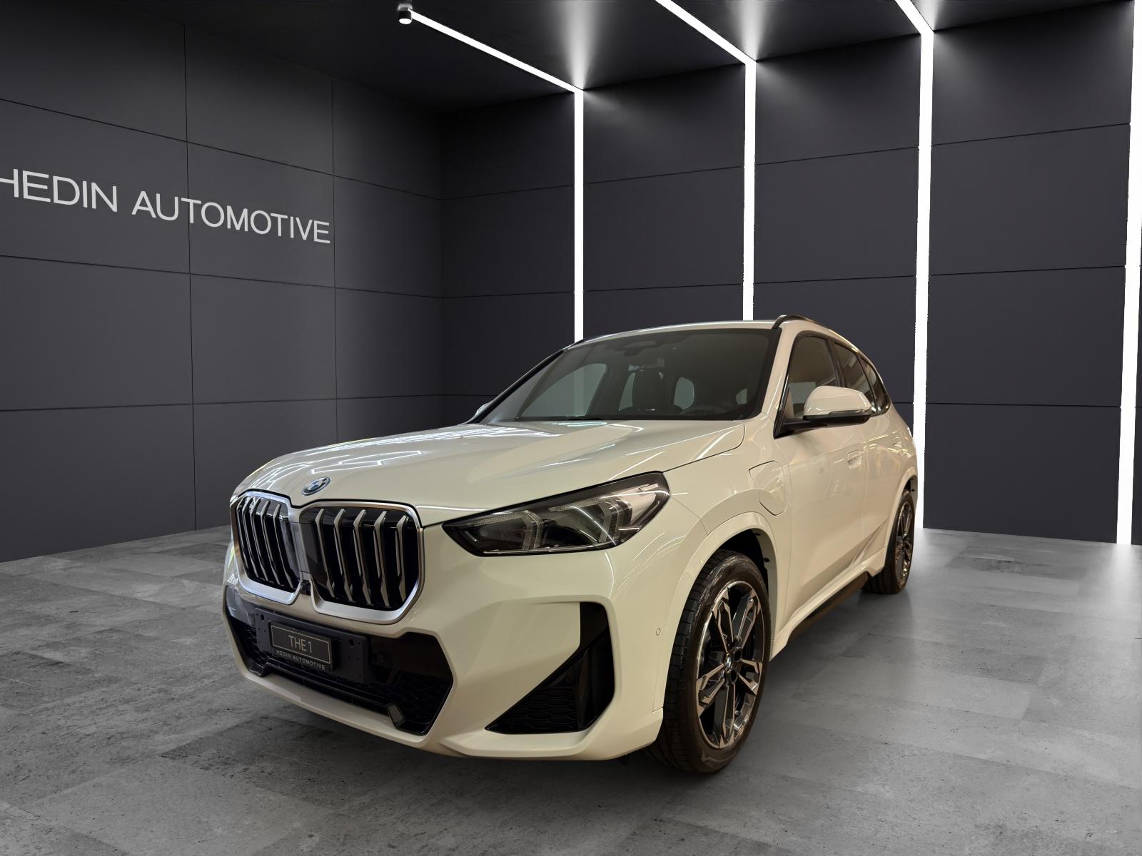 BMW X1 30e xDrive SUV / Geländewagen
