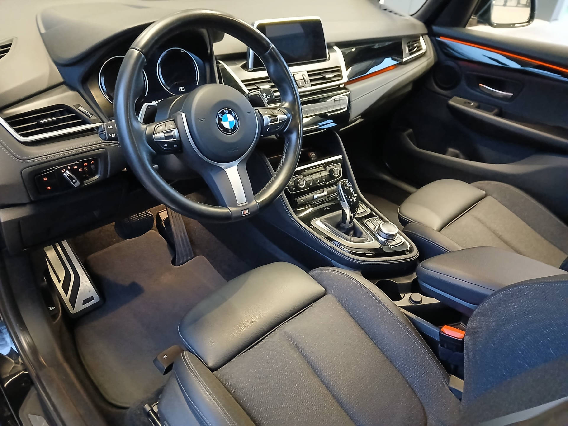 BMW 218d xDrive SAG Gran Tourer-5