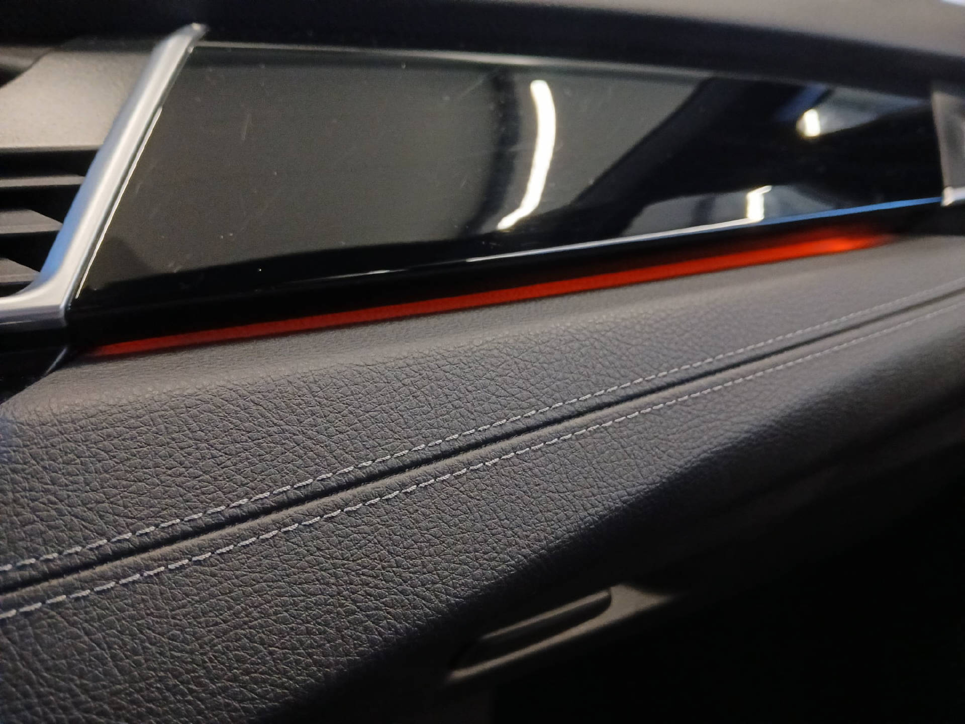 BMW 218d xDrive SAG Gran Tourer-9