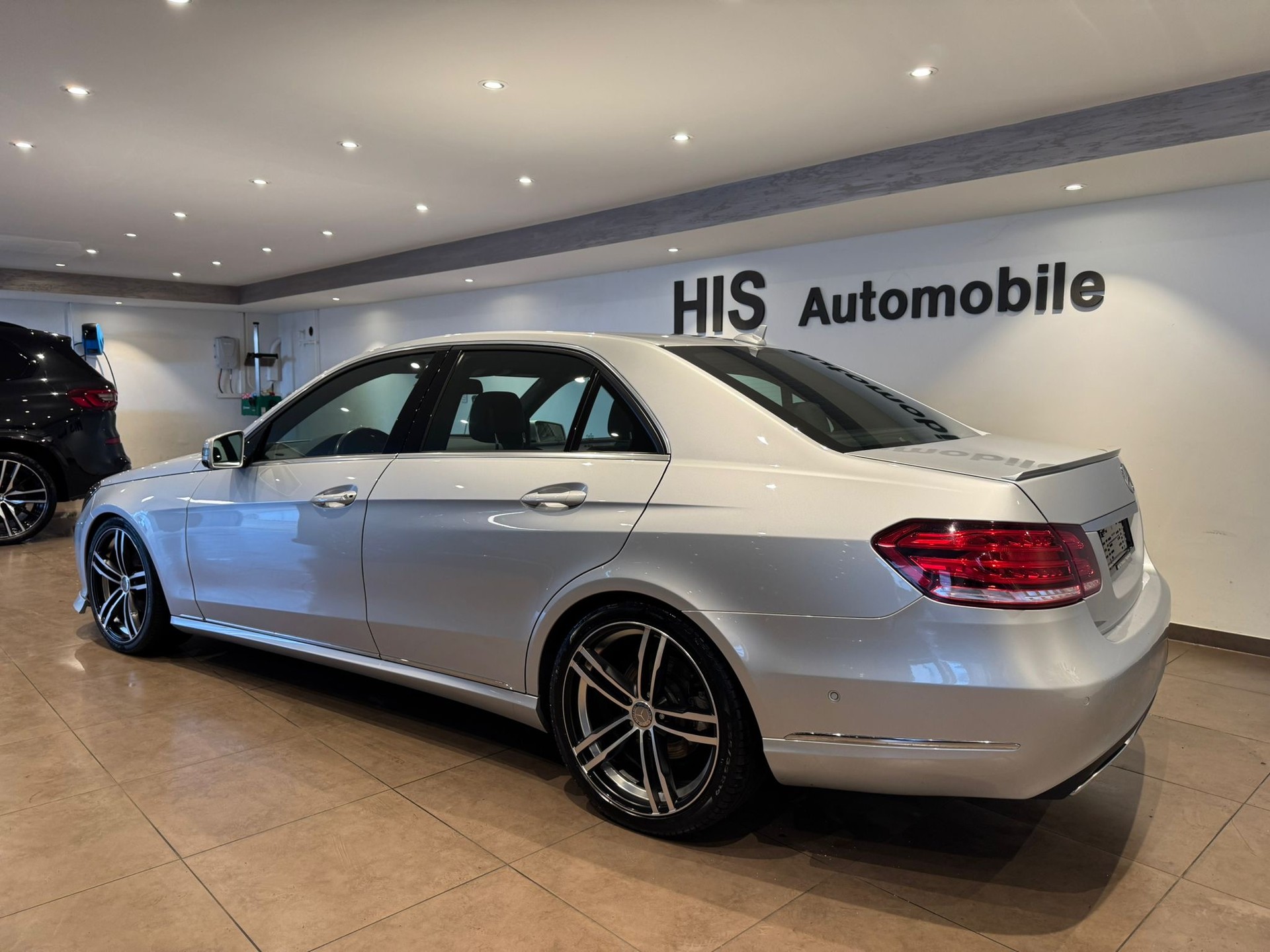 MERCEDES-BENZ E 220 CDI Avantgarde - 11