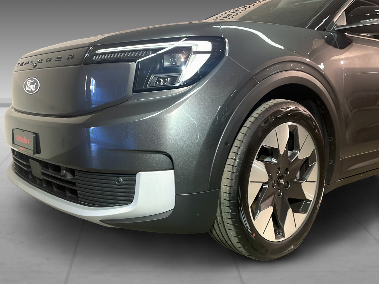 FORD Explorer 77 kWh Extended Range Premium - 14