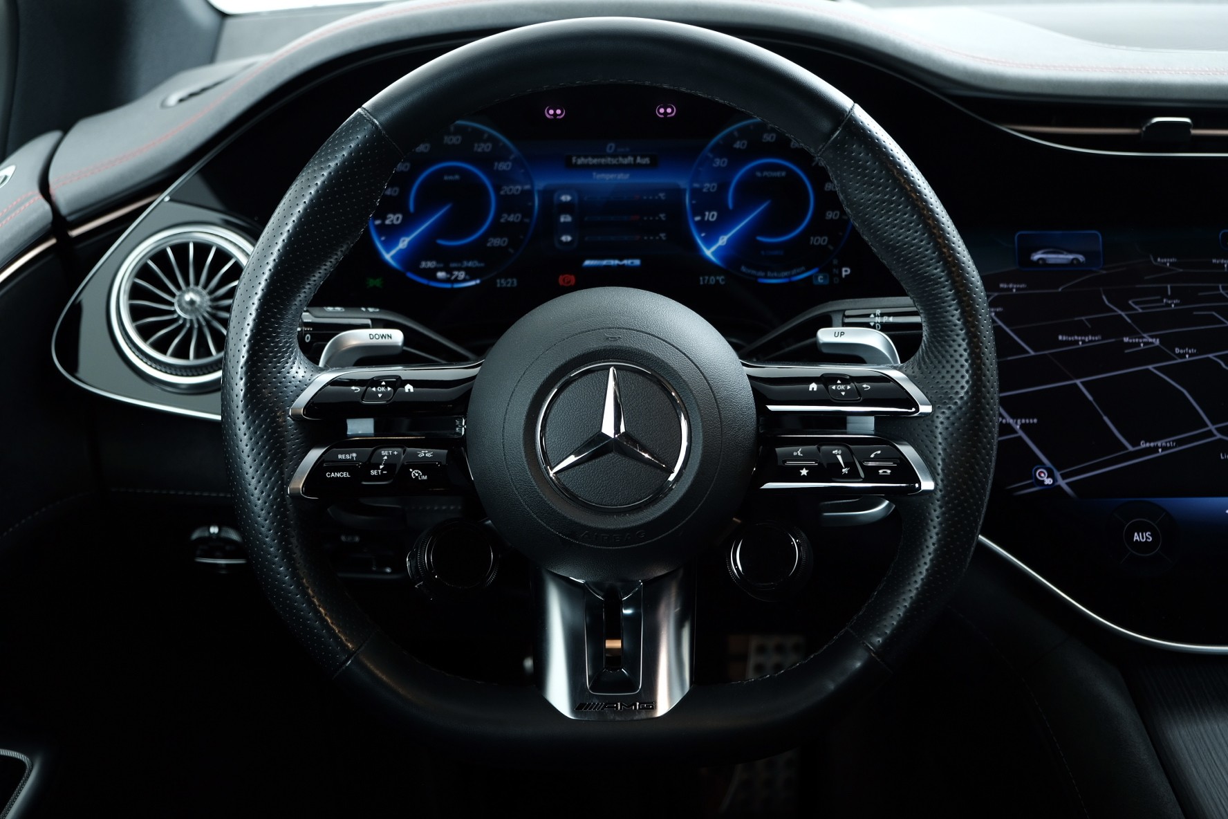 MERCEDES-BENZ EQE 53 AMG 4 Matic+ - 8