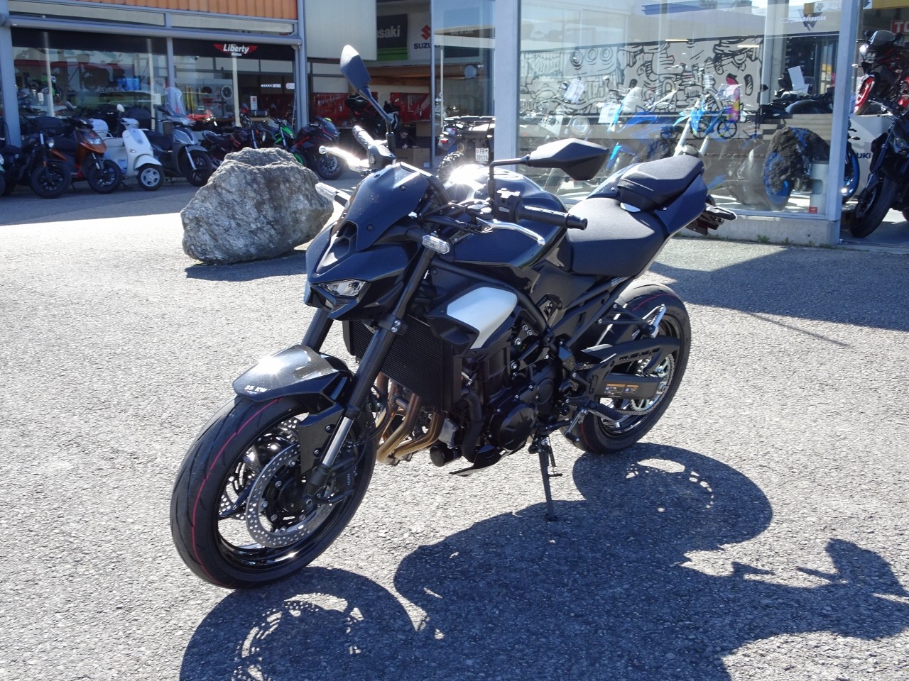 KAWASAKI Z 900 - 4