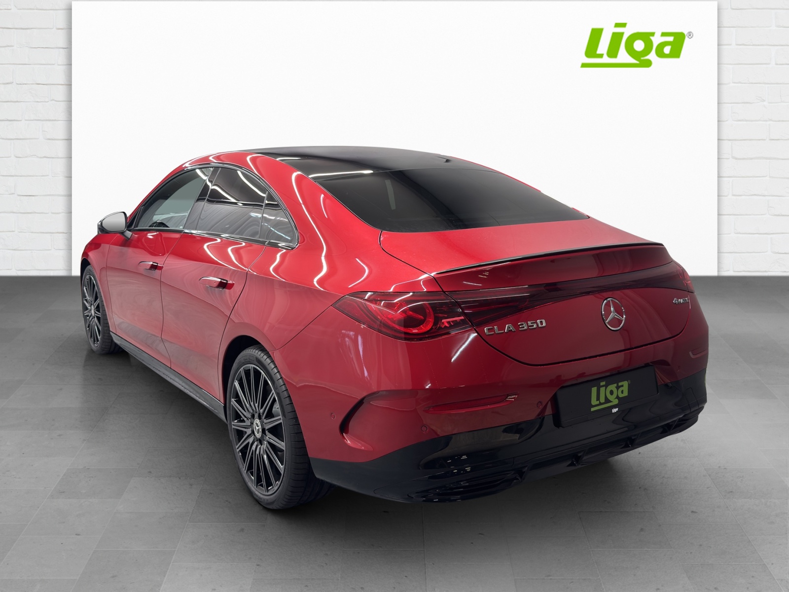 MERCEDES-BENZ CLA 350 AMG Line 4Matic - 4