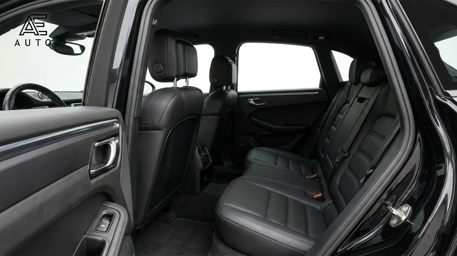 PORSCHE Macan PDK - 8