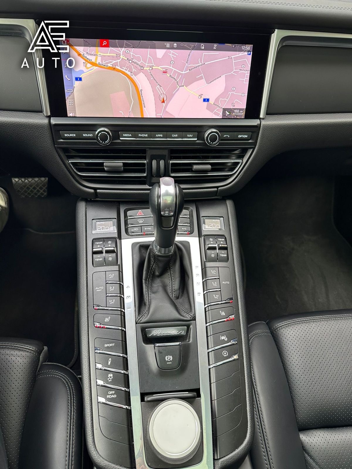 PORSCHE Macan PDK - 9