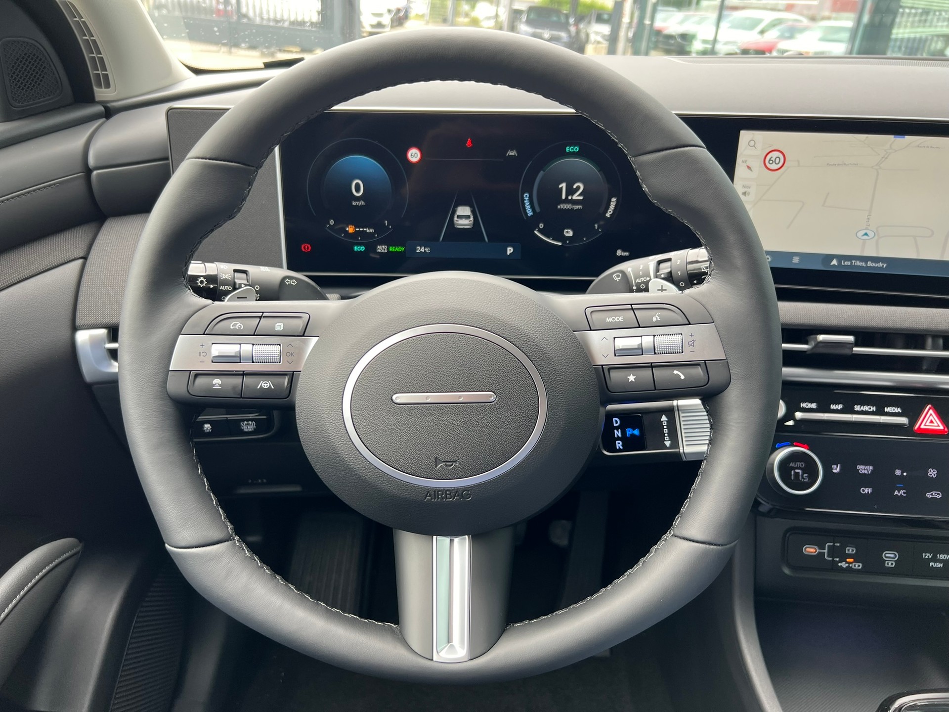 HYUNDAI Tucson 1.6 TGDI HEV Amplia 4WD - 12