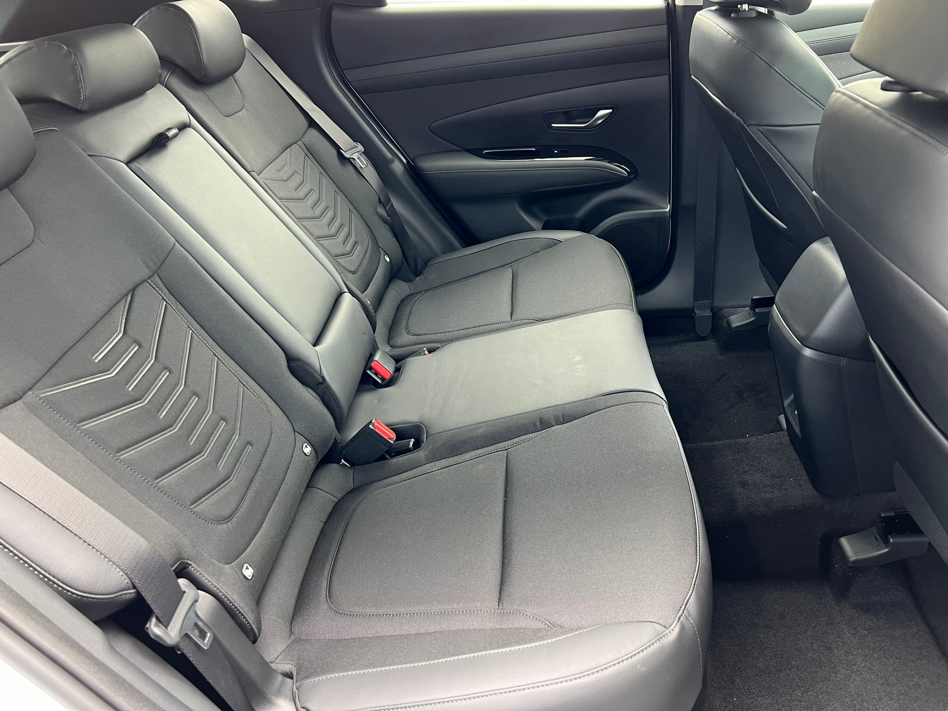 HYUNDAI Tucson 1.6 TGDI HEV Amplia 4WD - 11