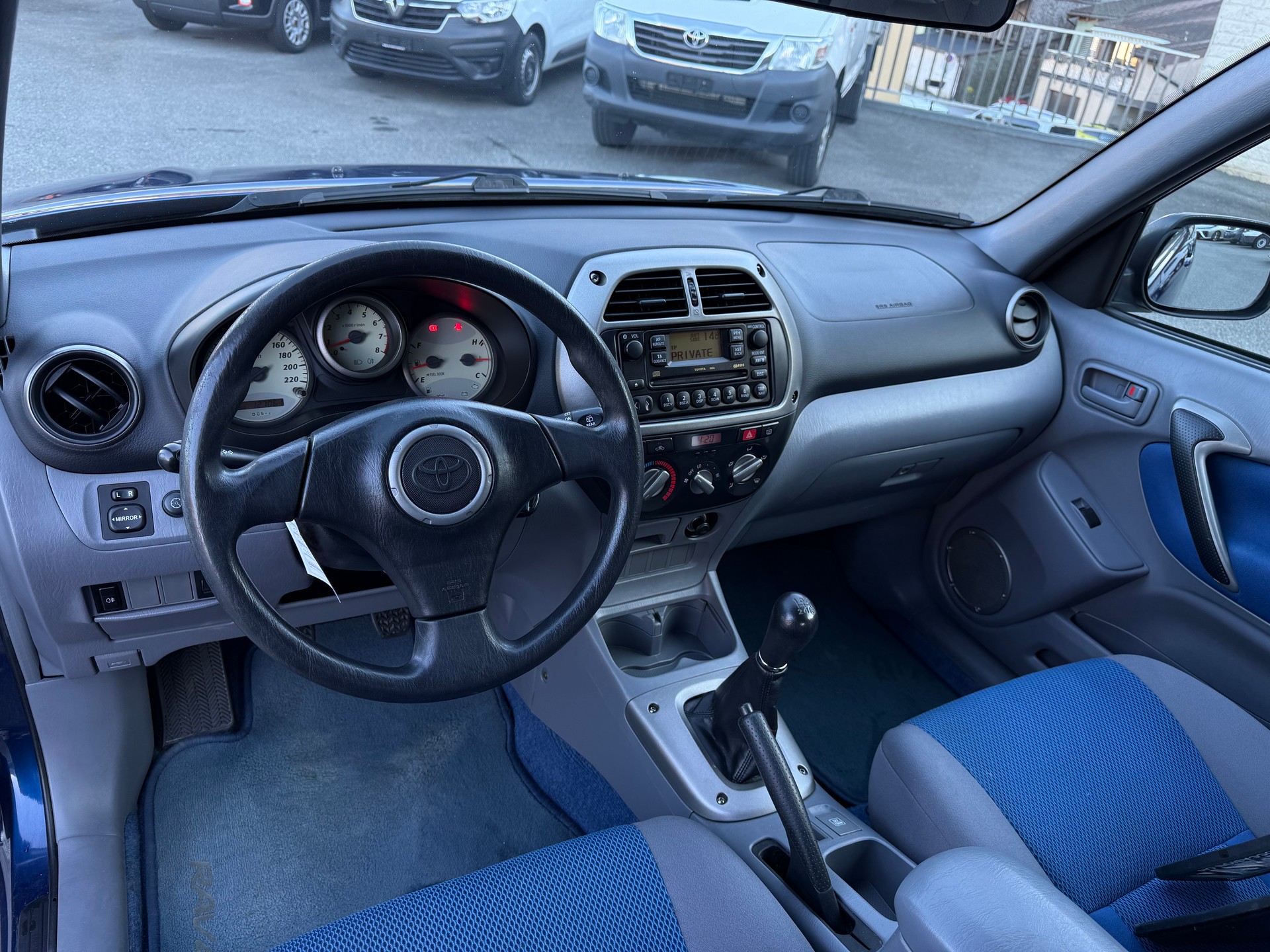 TOYOTA RAV-4 2.0 16V Mountain - 10