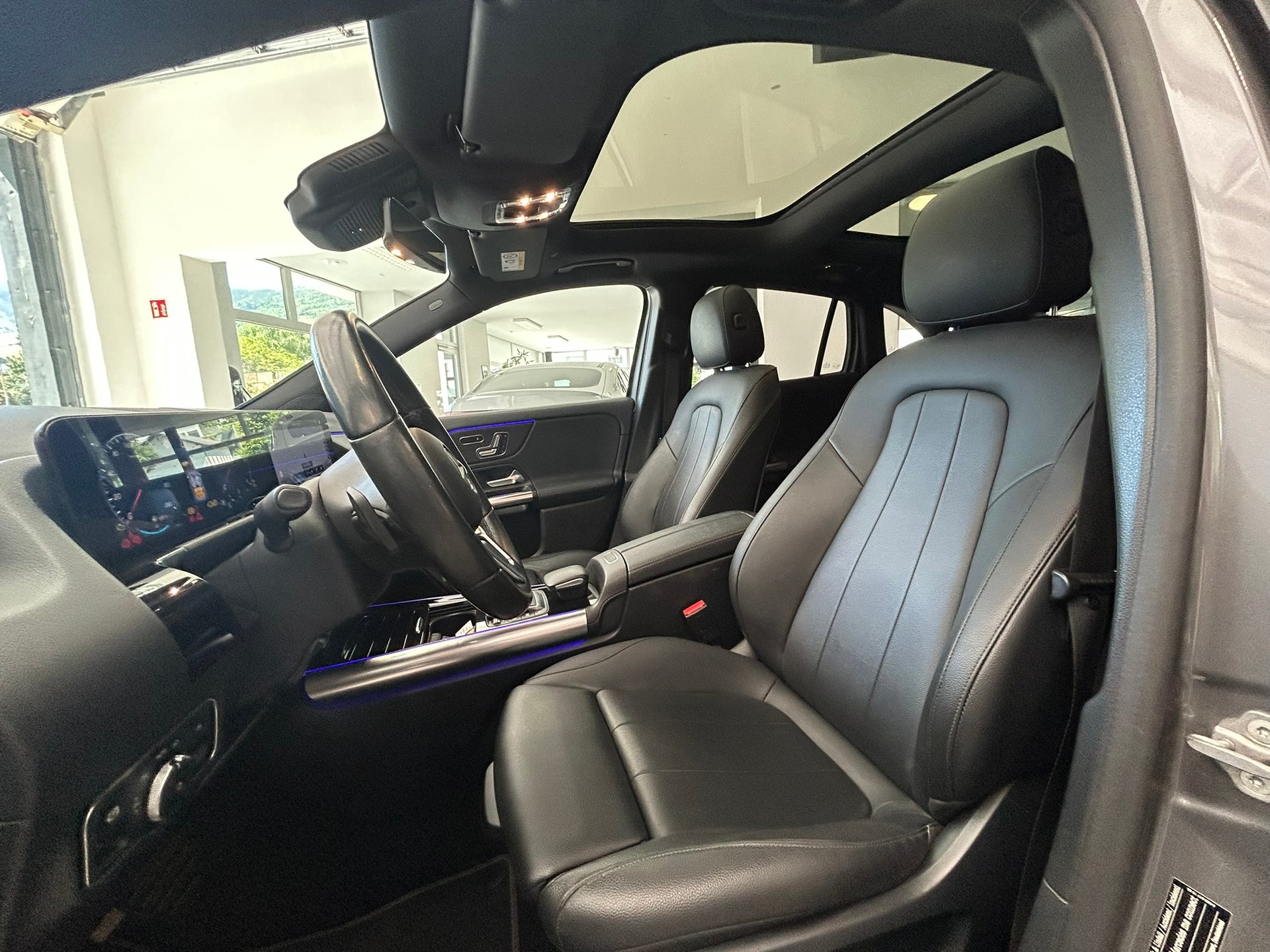 MERCEDES-BENZ GLA 220d 4Matic Progressive 8G-DCT - 11