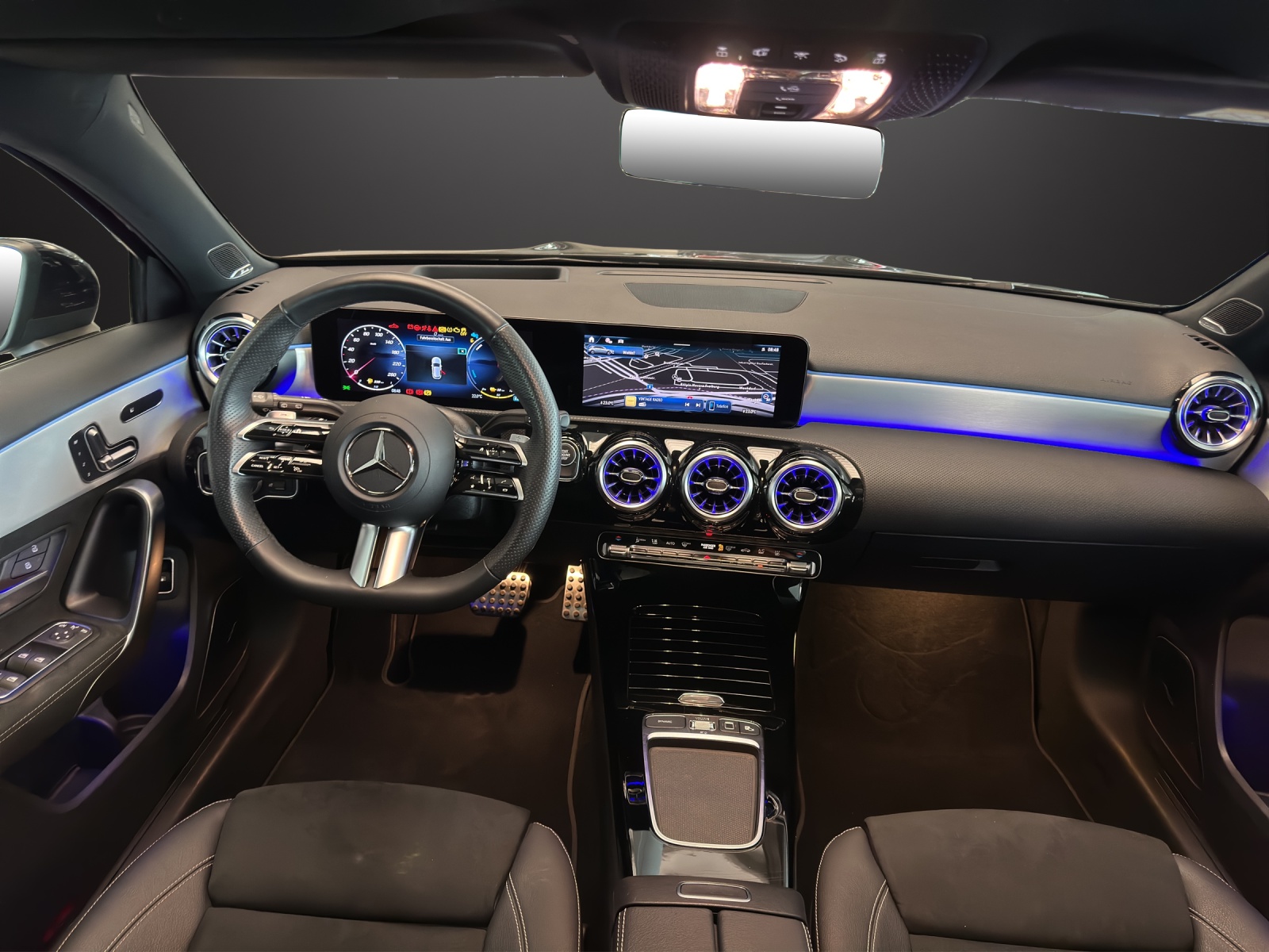 MERCEDES-BENZ A 250 e EQ Star 8G-DCT - 10