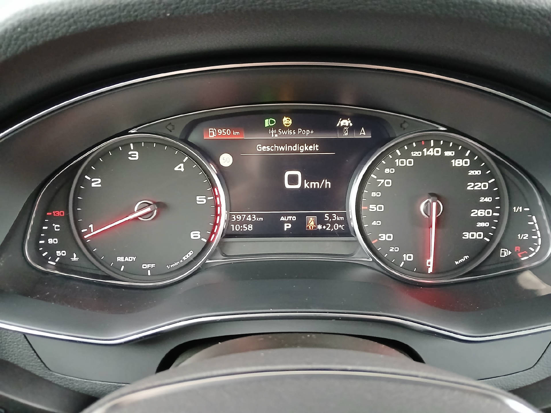 AUDI A6 Avant 2.0 40 TDI Sport quattro S-Tronic-8