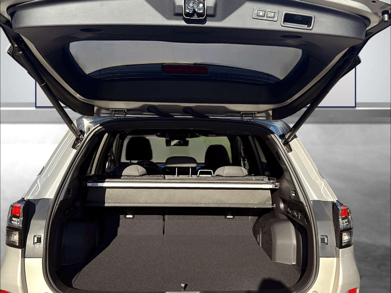 SUBARU Forester Station 2.0i e-Boxer Swiss Plus - 14