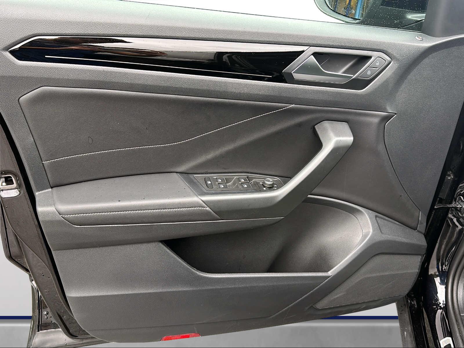 VW T-Roc 2.0 TSI R-Line DSG 4motion - 7