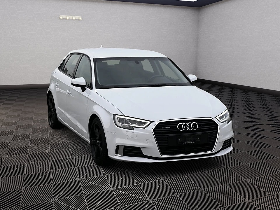 AUDI A3 Sportback 2.0 TFSI 40 Sport quattro S-tronic - 2