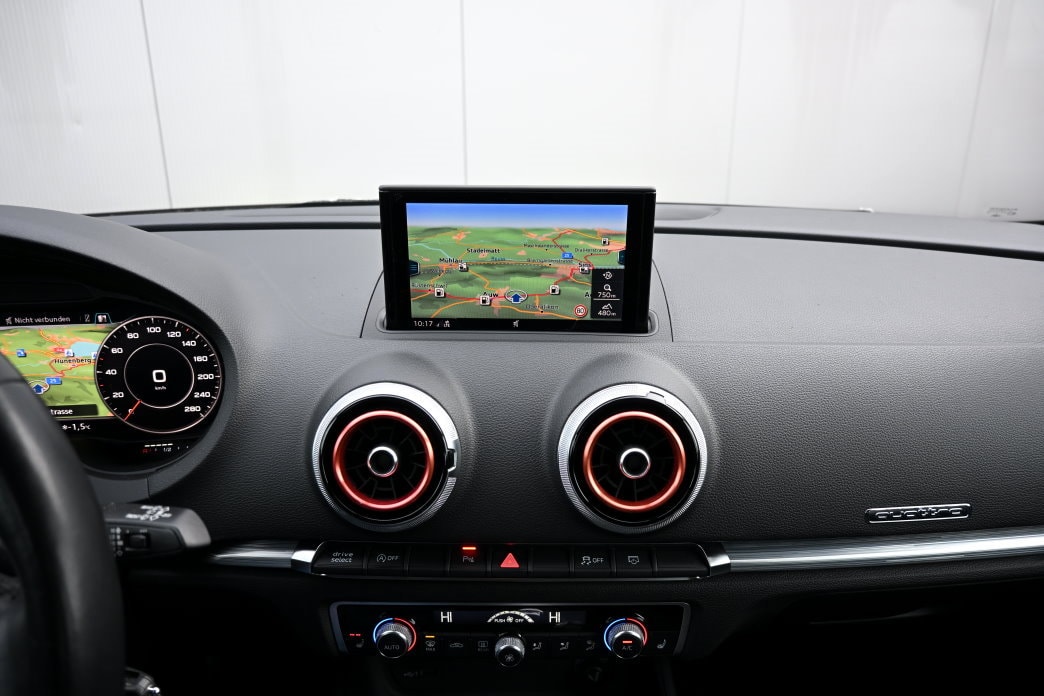 AUDI A3 Sportback 2.0 TFSI 40 Sport quattro S-tronic - 12