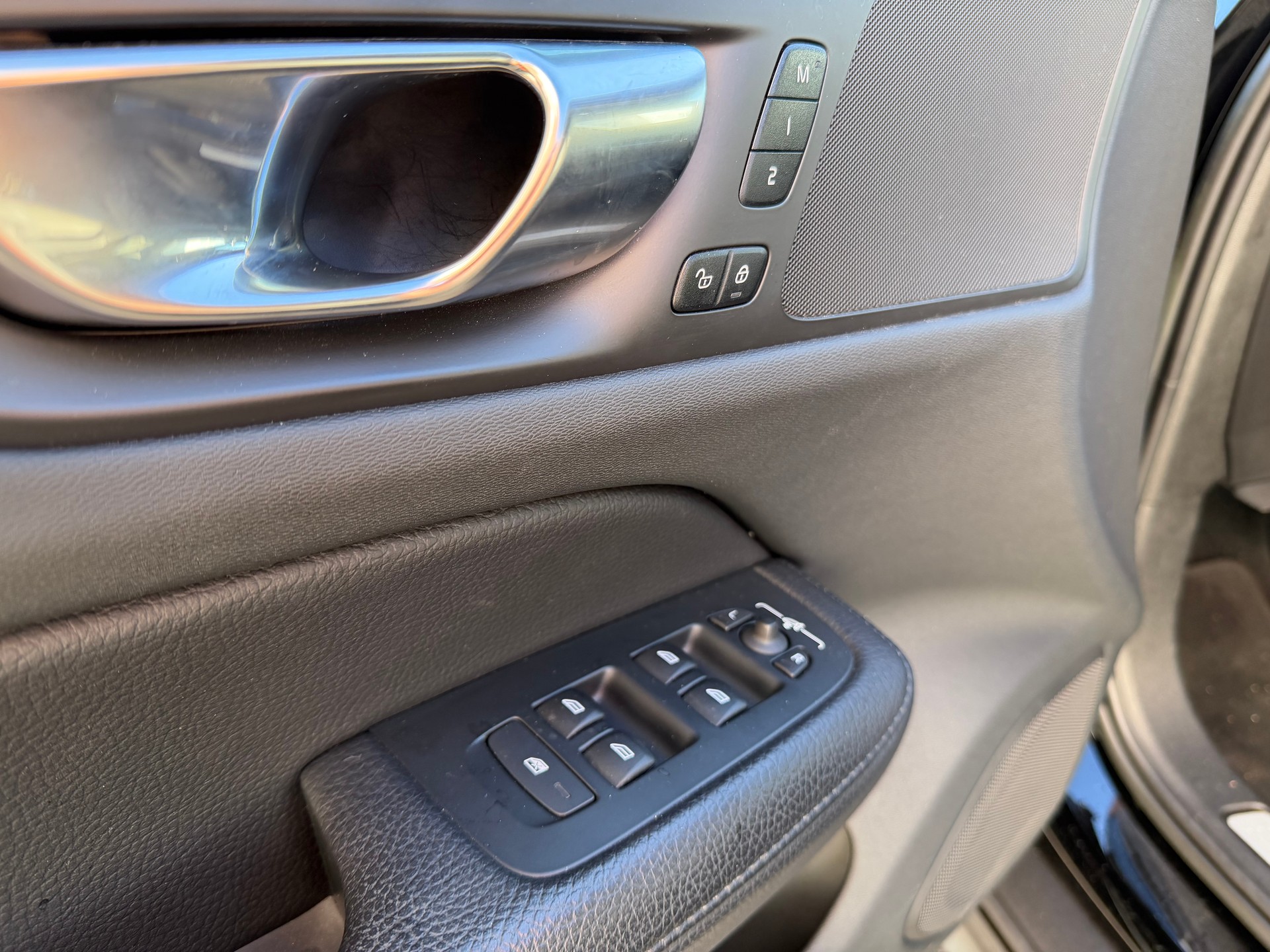 VOLVO V60 Cross Country B4 Diesel Mild Hybrid AWD Geartronic - 8