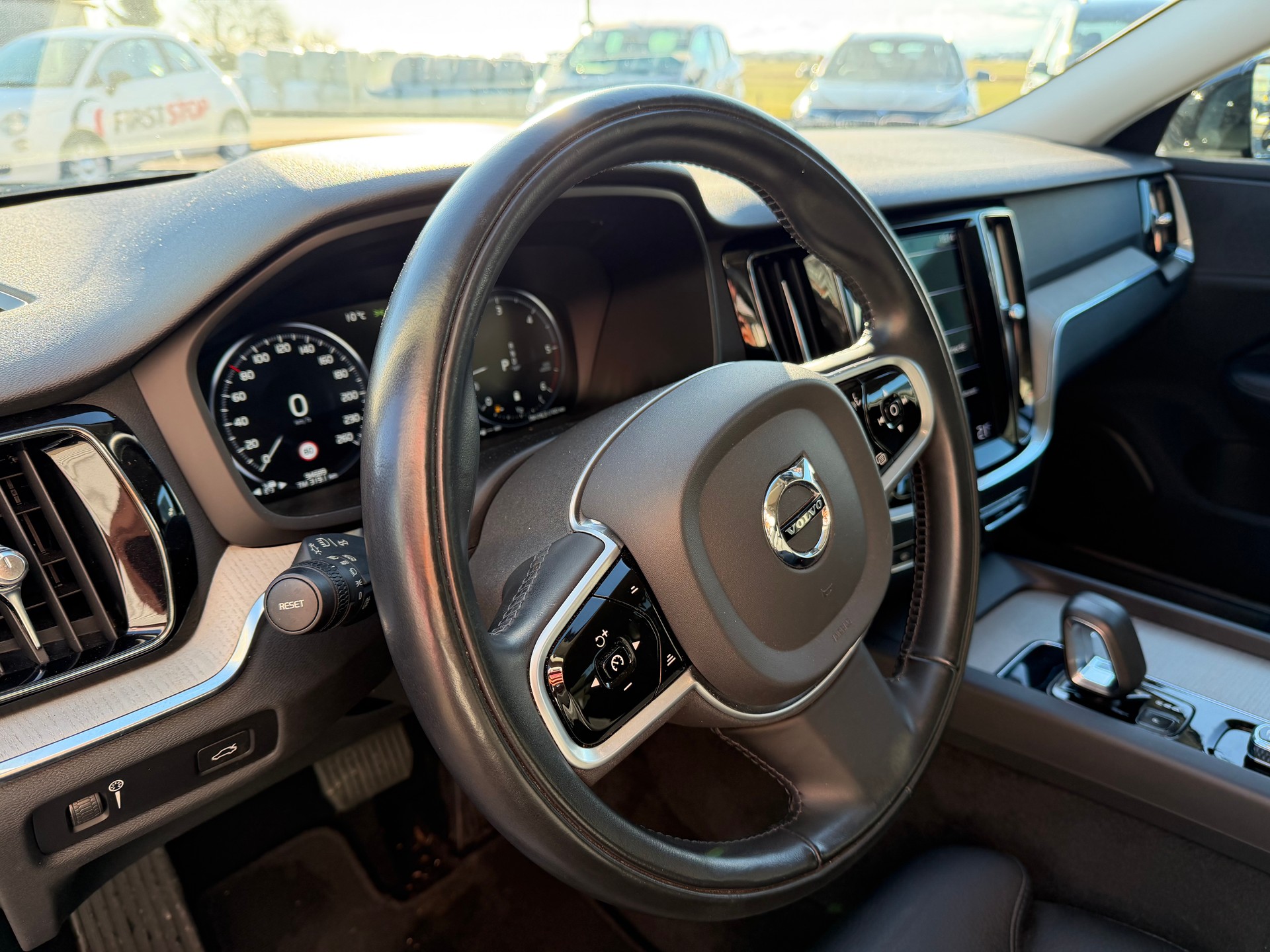 VOLVO V60 Cross Country B4 Diesel Mild Hybrid AWD Geartronic - 10