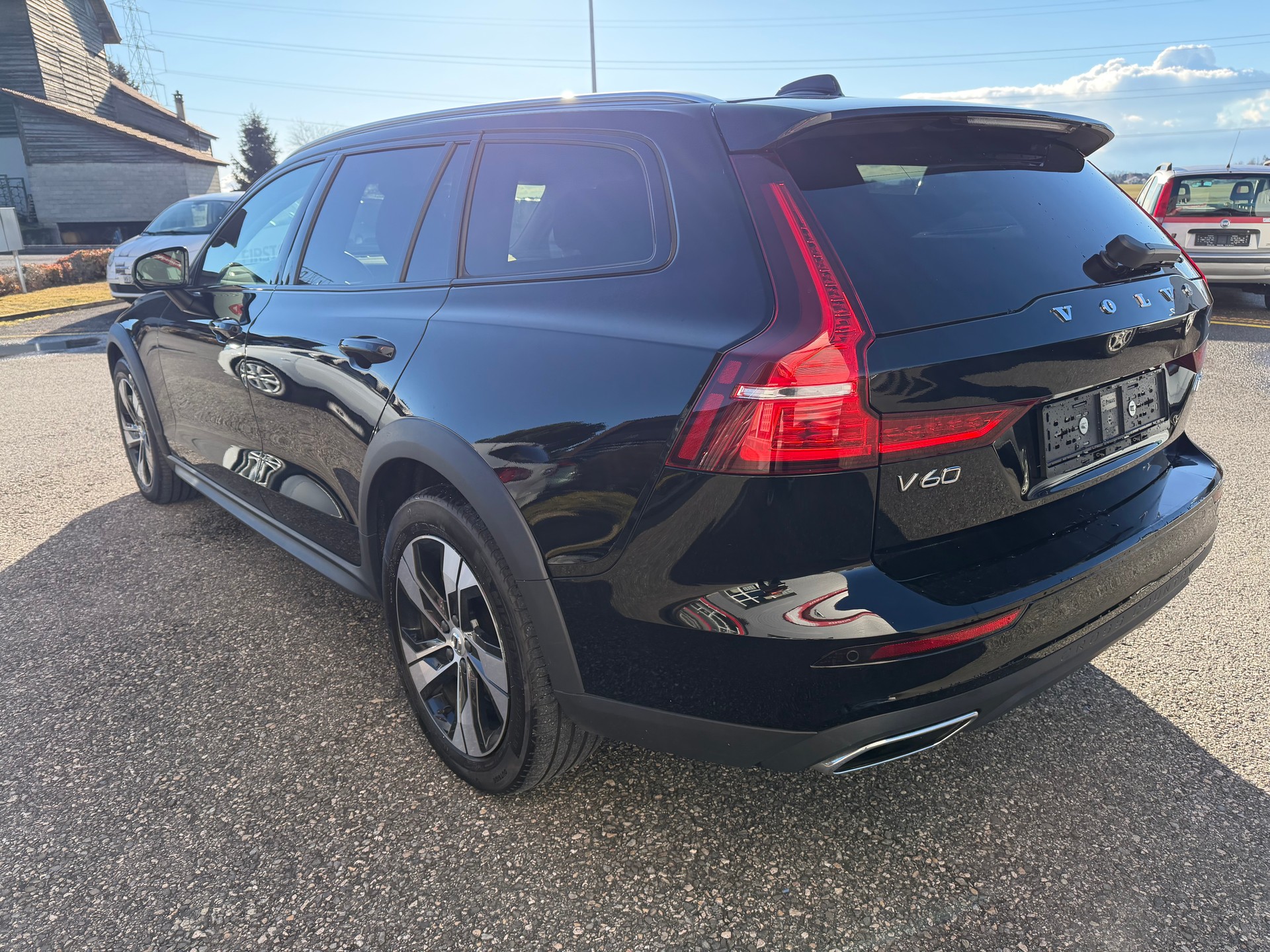 VOLVO V60 Cross Country B4 Diesel Mild Hybrid AWD Geartronic - 3