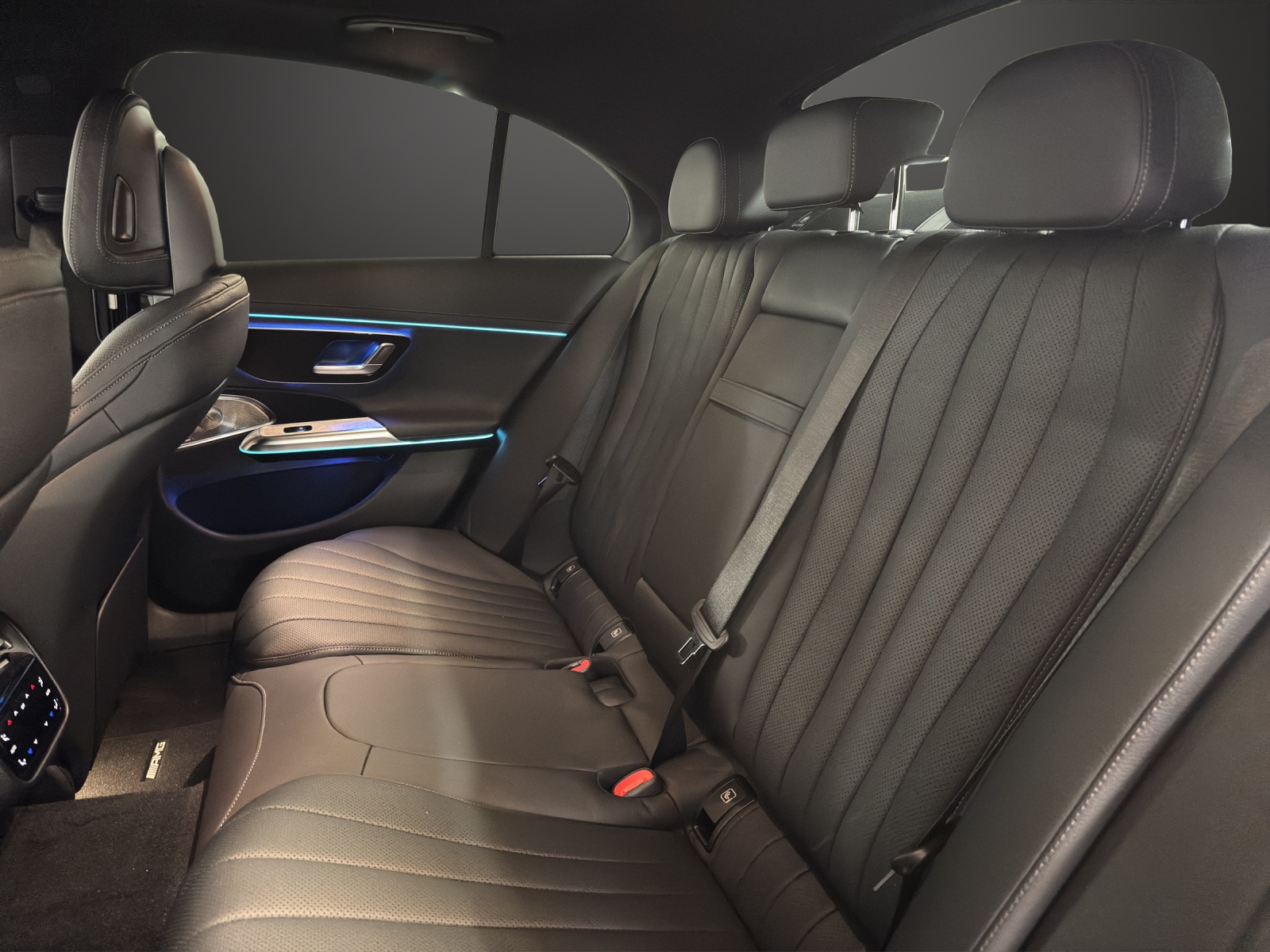 MERCEDES-BENZ E 220 d 4Matic 9G-Tronic - 15