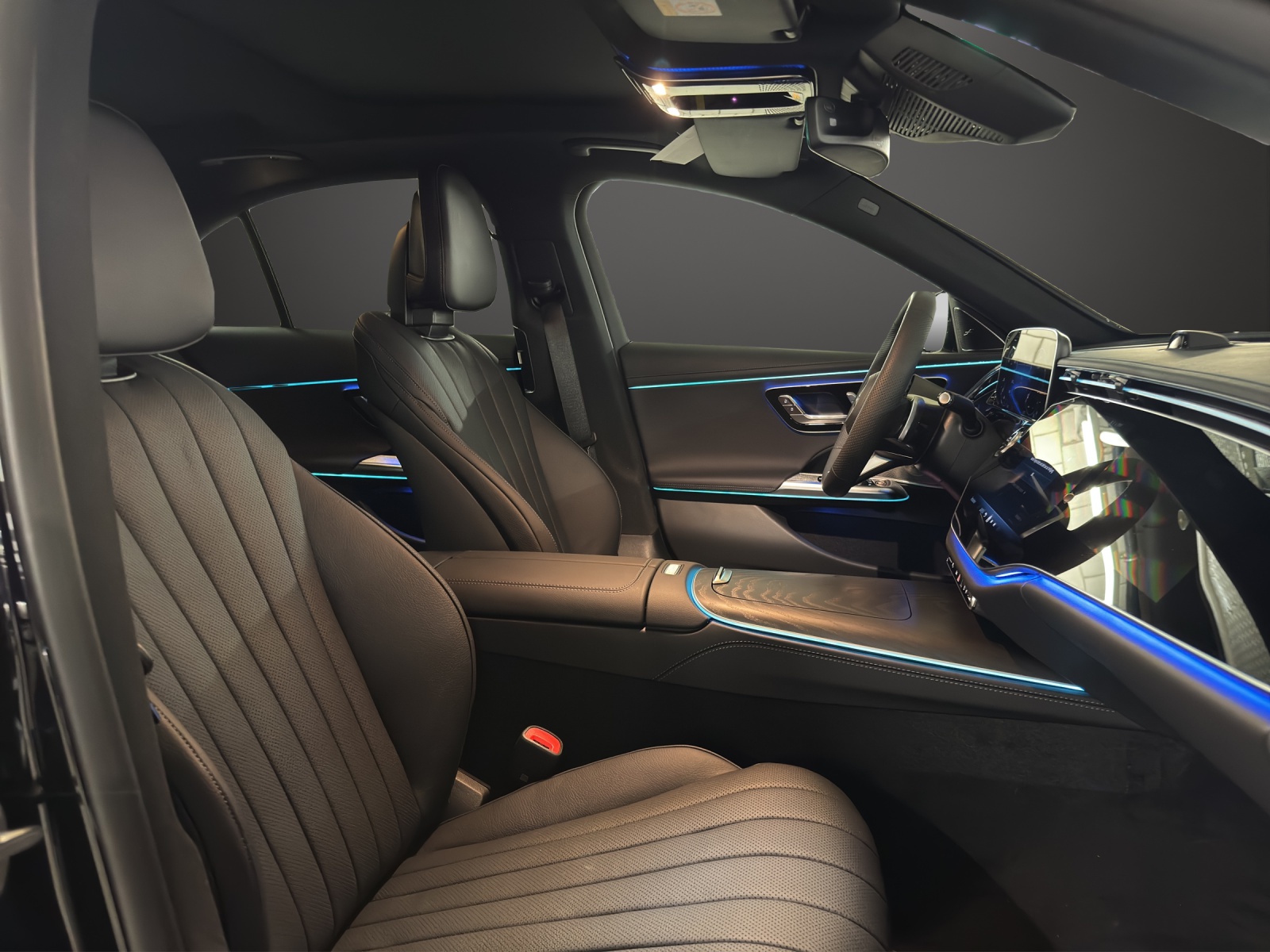 MERCEDES-BENZ E 220 d 4Matic 9G-Tronic - 14