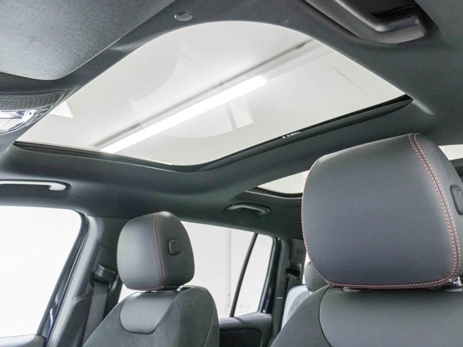 MERCEDES-BENZ EQB 350 4MATIC - 10