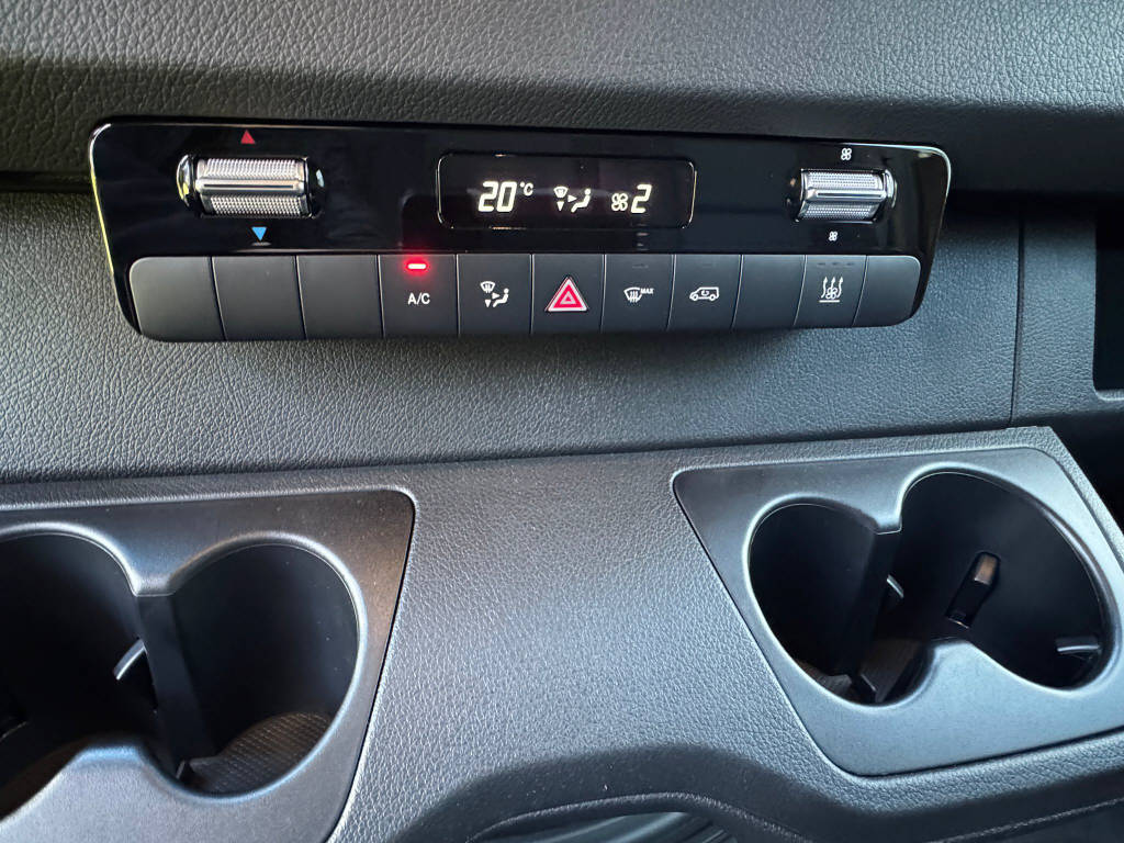 MERCEDES-BENZ eSprinter 420 Pro Aufbau mit Hebebühne 4325 L 81 kWh - 11