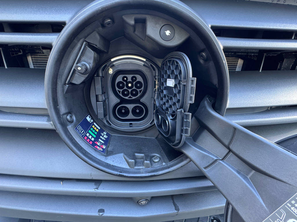 MERCEDES-BENZ eSprinter 420 Pro Aufbau mit Hebebühne 4325 L 81 kWh - 13