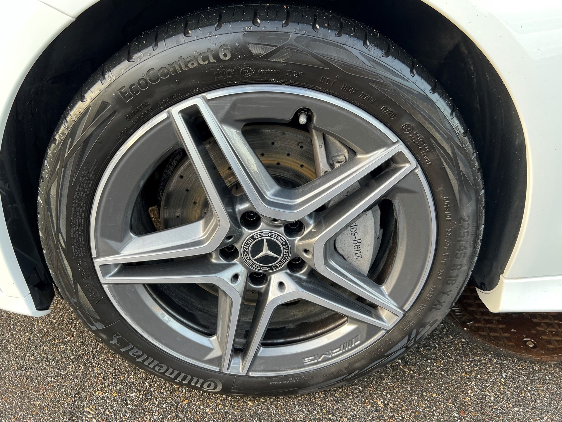 MERCEDES-BENZ C 300 AMG Line - 20