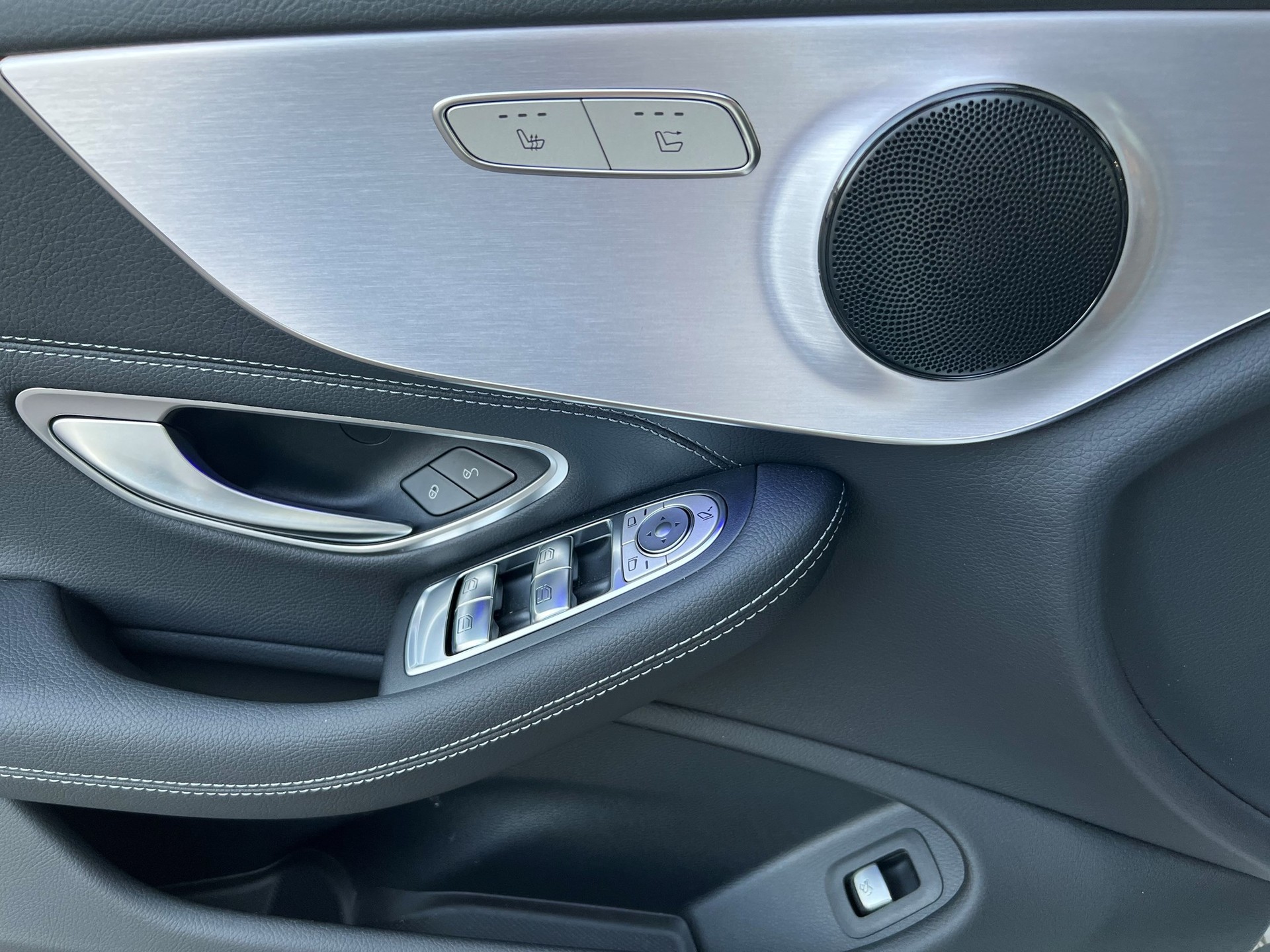 MERCEDES-BENZ C 300 AMG Line - 14