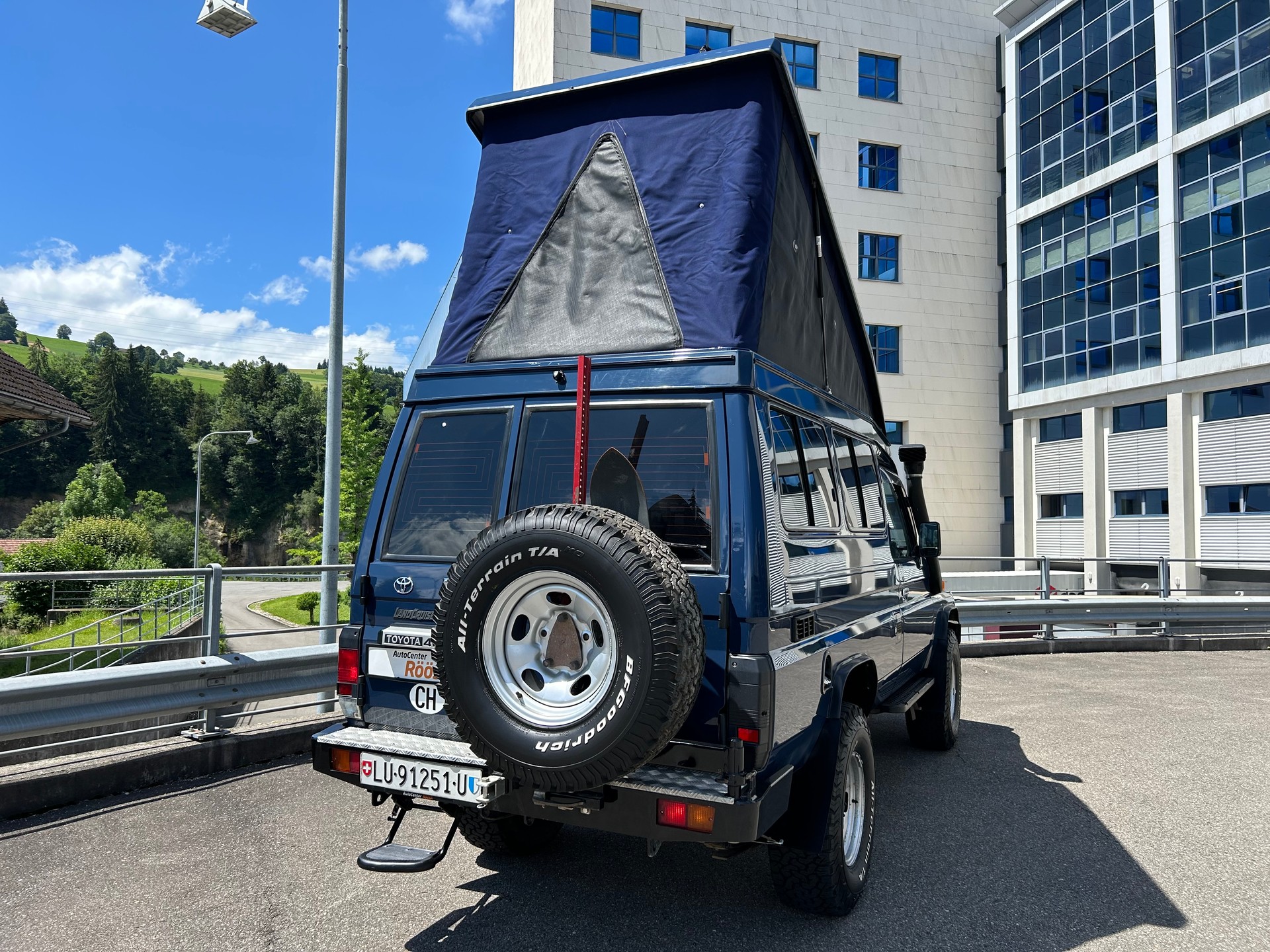 TOYOTA Land Cruiser 400 Hdt Long 4.2D - 8