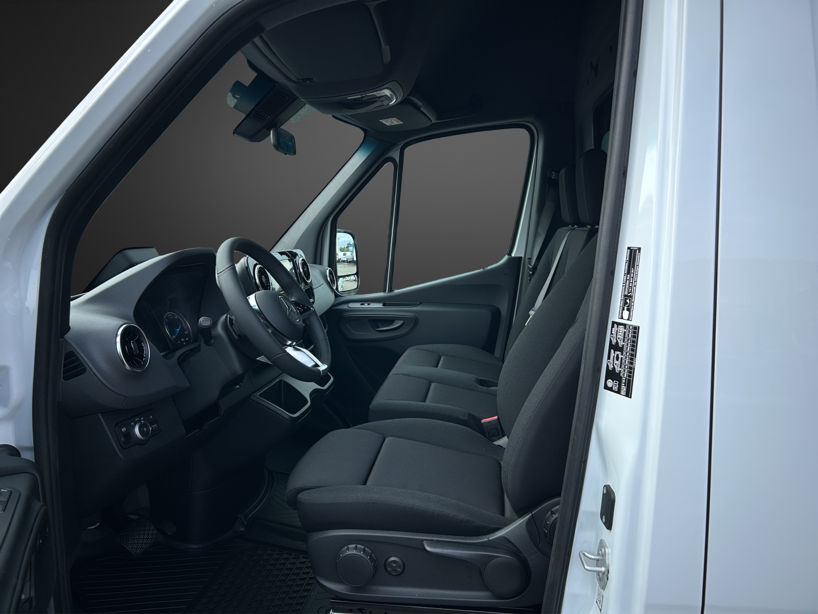 MERCEDES-BENZ eSprinter 320 PRO KA 3665mm S Worker - 10