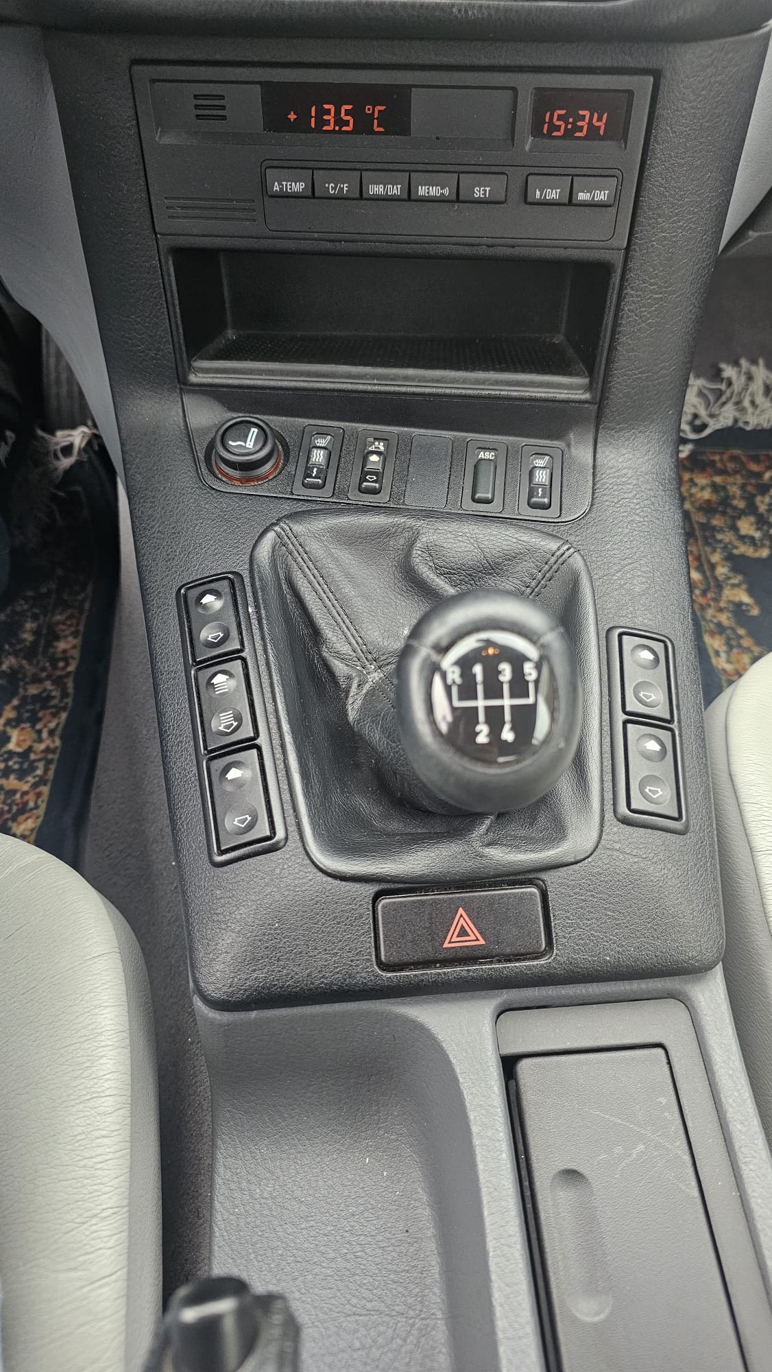 BMW 318i Cabrio Exclusiv - 13
