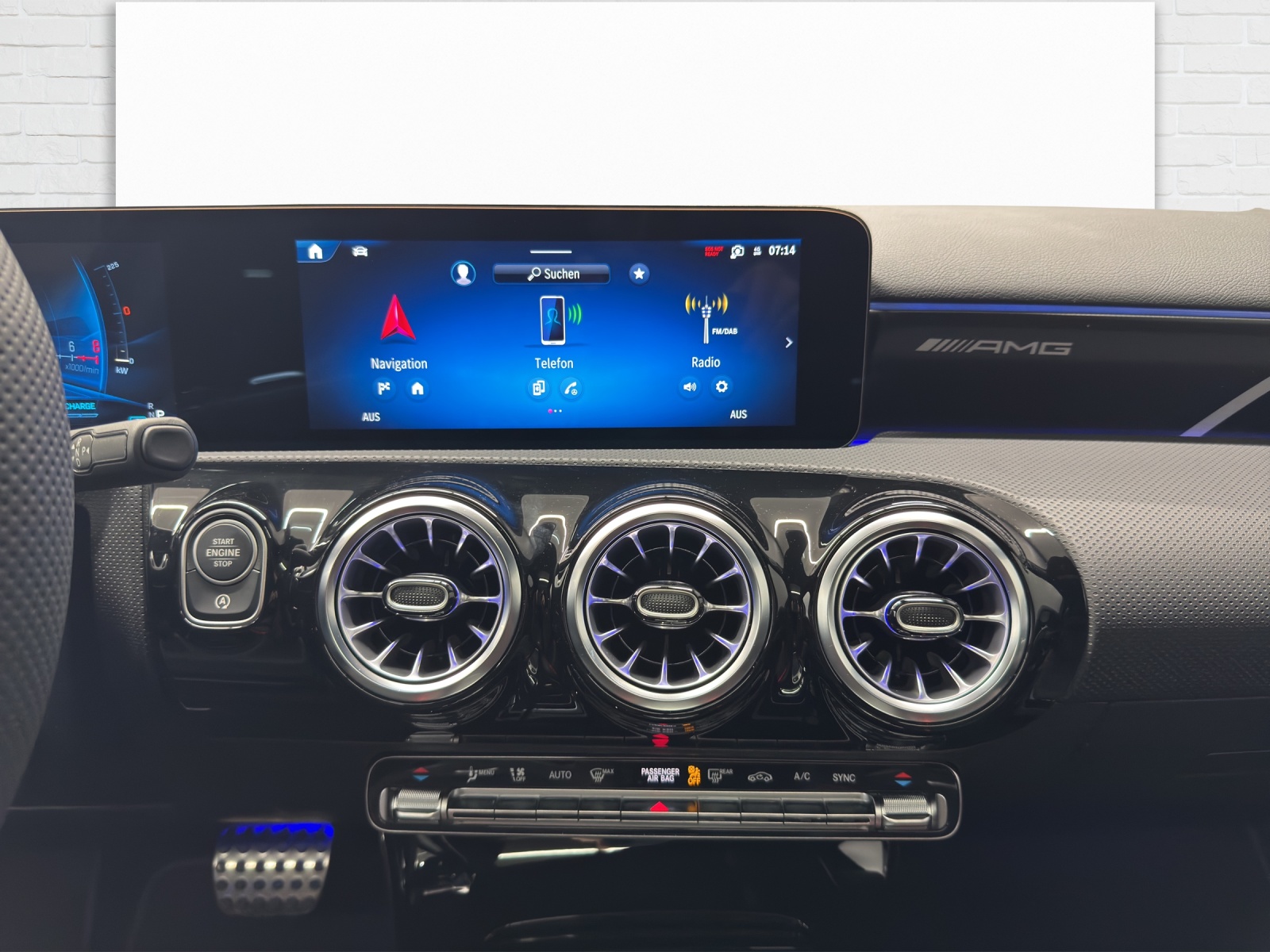 MERCEDES-BENZ AMG A 35 4Matic - 9