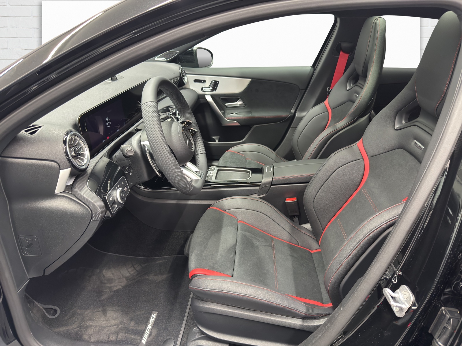 MERCEDES-BENZ AMG A 35 4Matic - 7