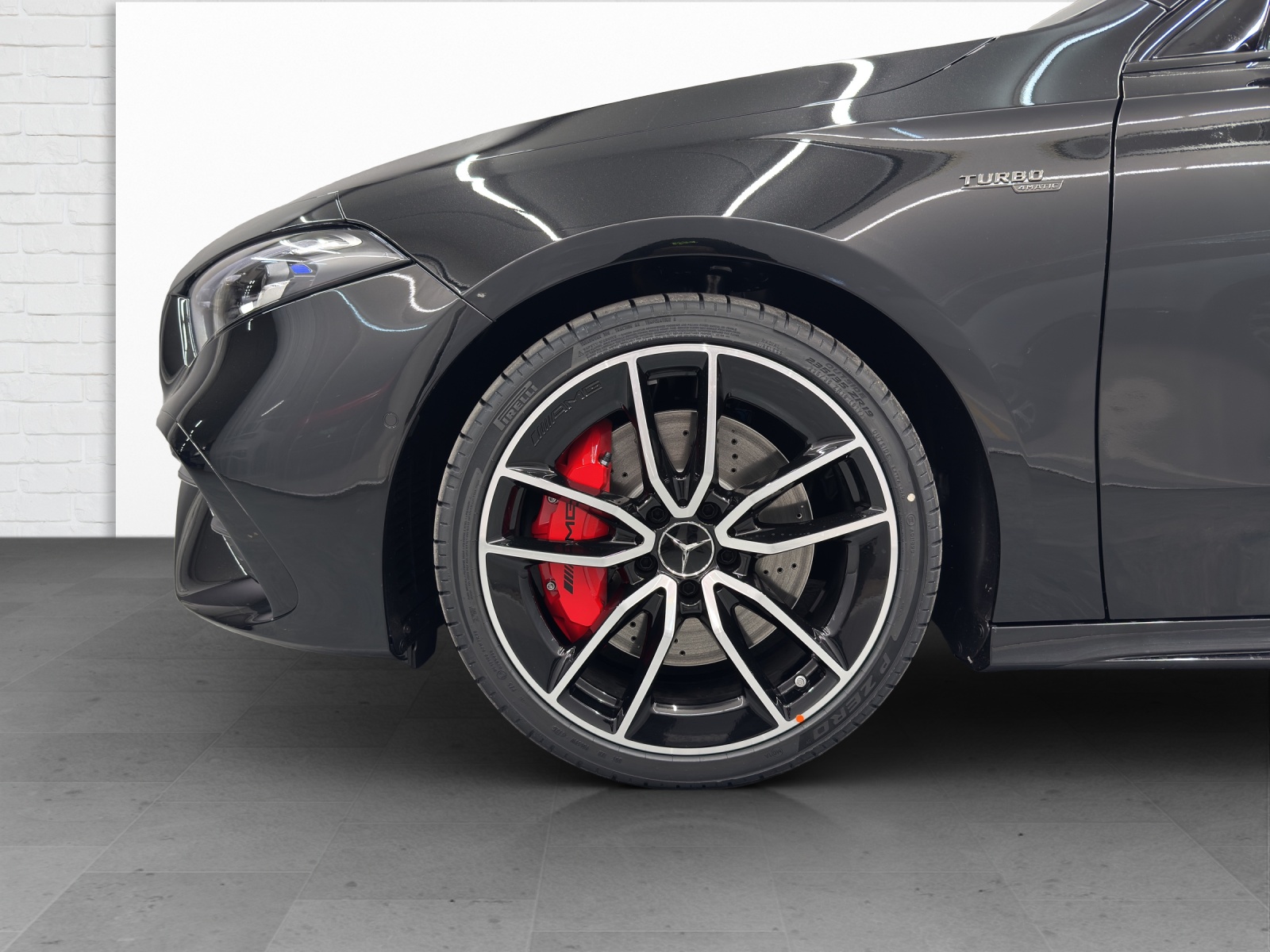 MERCEDES-BENZ AMG A 35 4Matic - 6