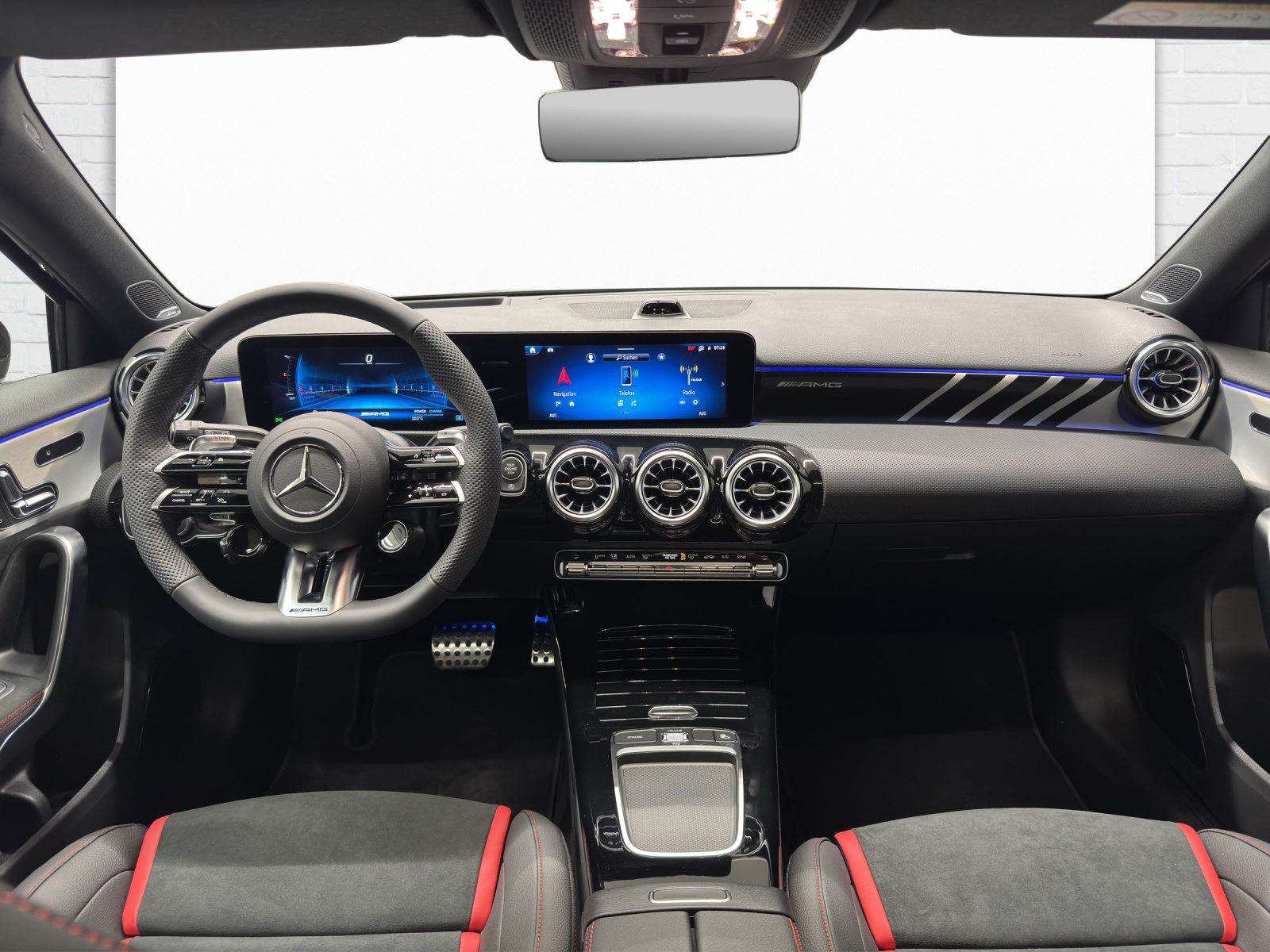 MERCEDES-BENZ AMG A 35 4Matic - 8