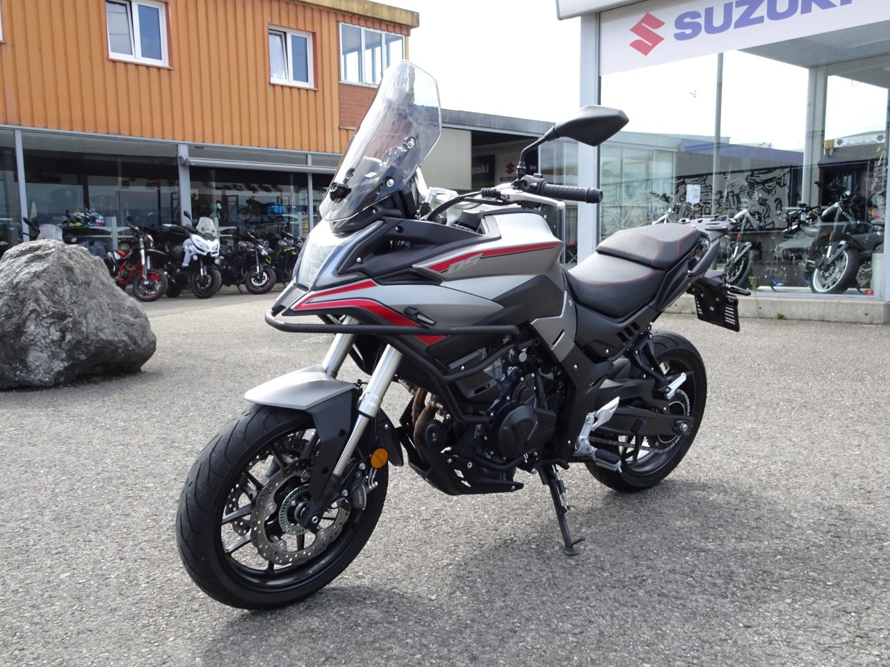 VOGE 500 DS - 4