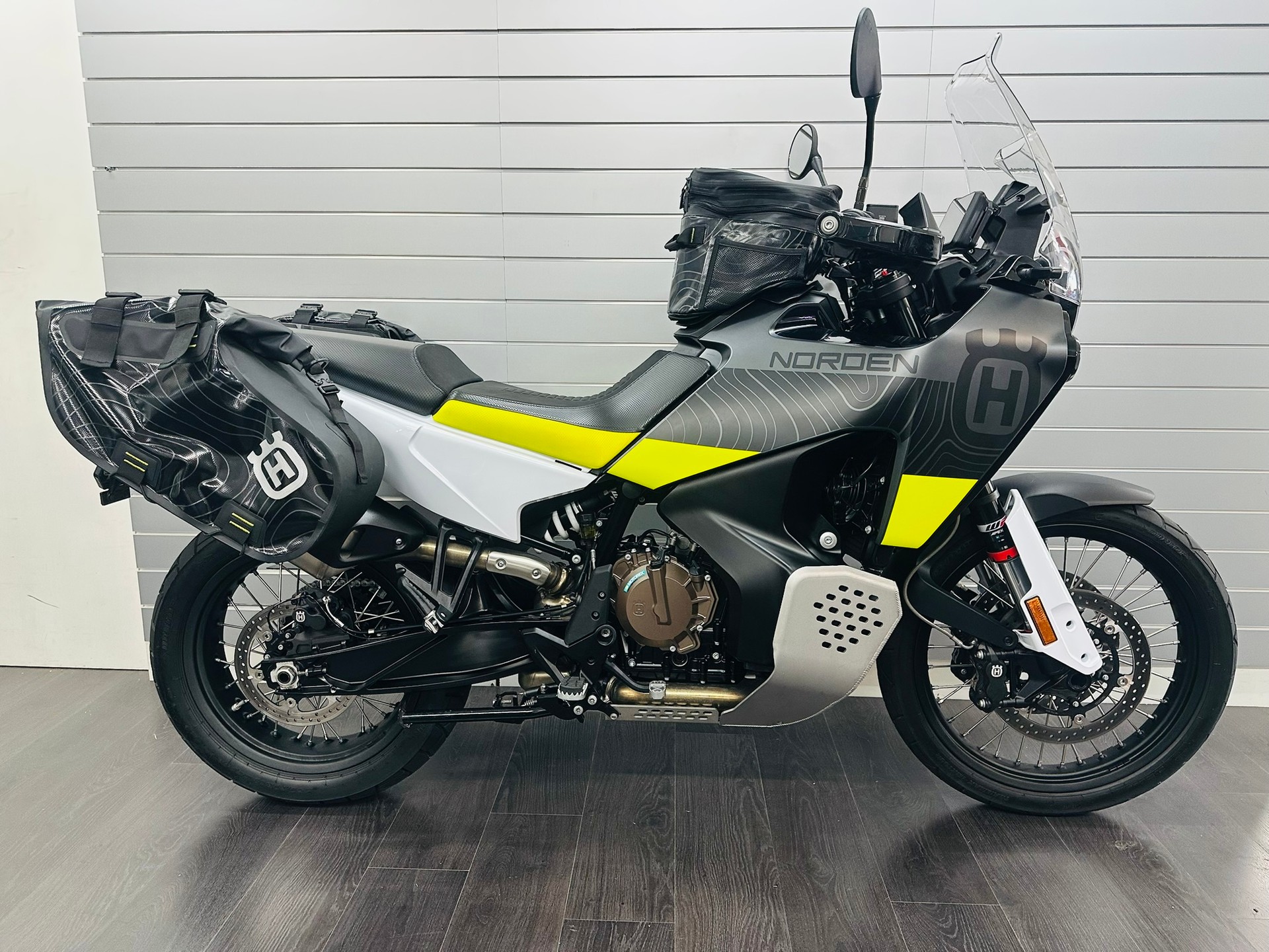 HUSQVARNA Norden 901 - 2