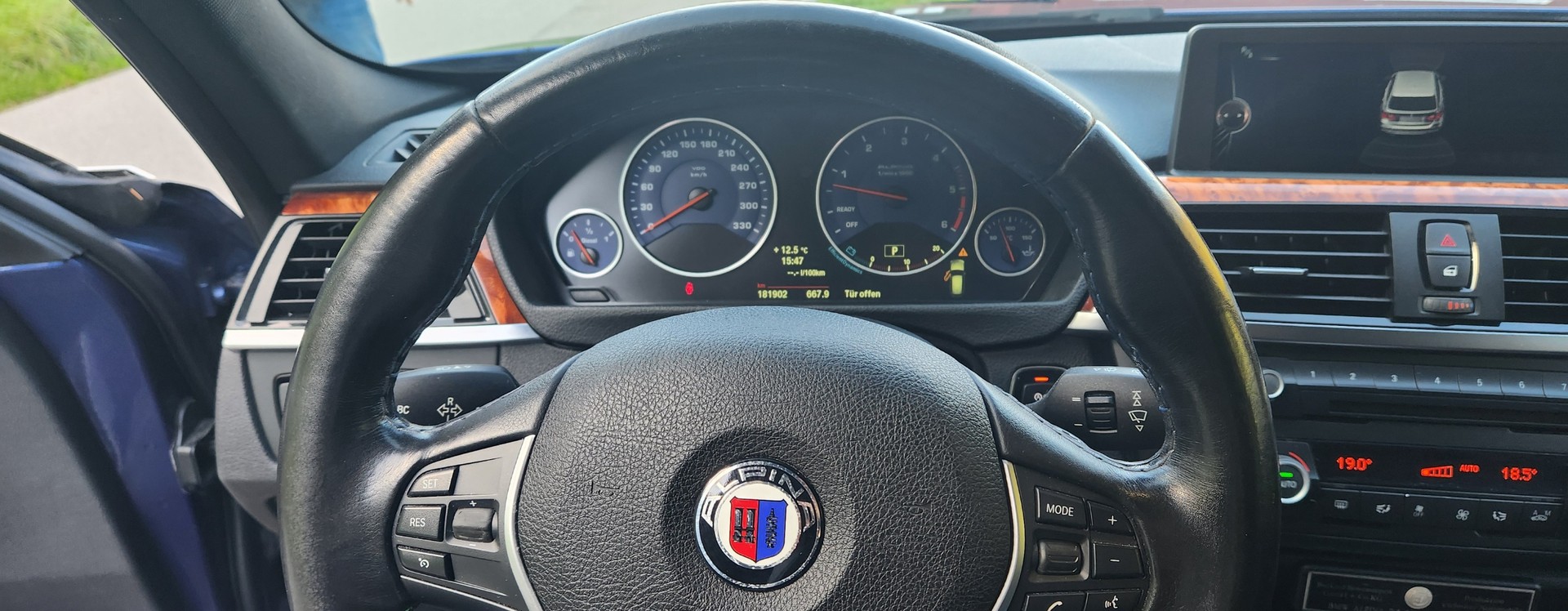 BMW-ALPINA D3 BiTurbo Touring 3.0d xDrive Switch-Tronic - 10