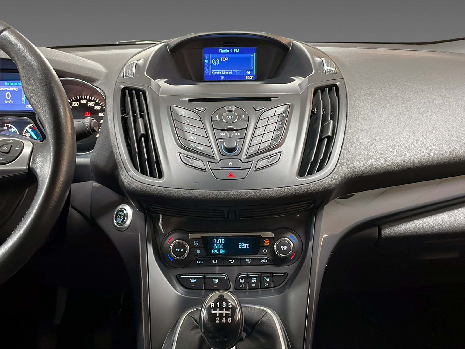 FORD Kuga 1.5 EcoB 150 Carving 2WD - 9