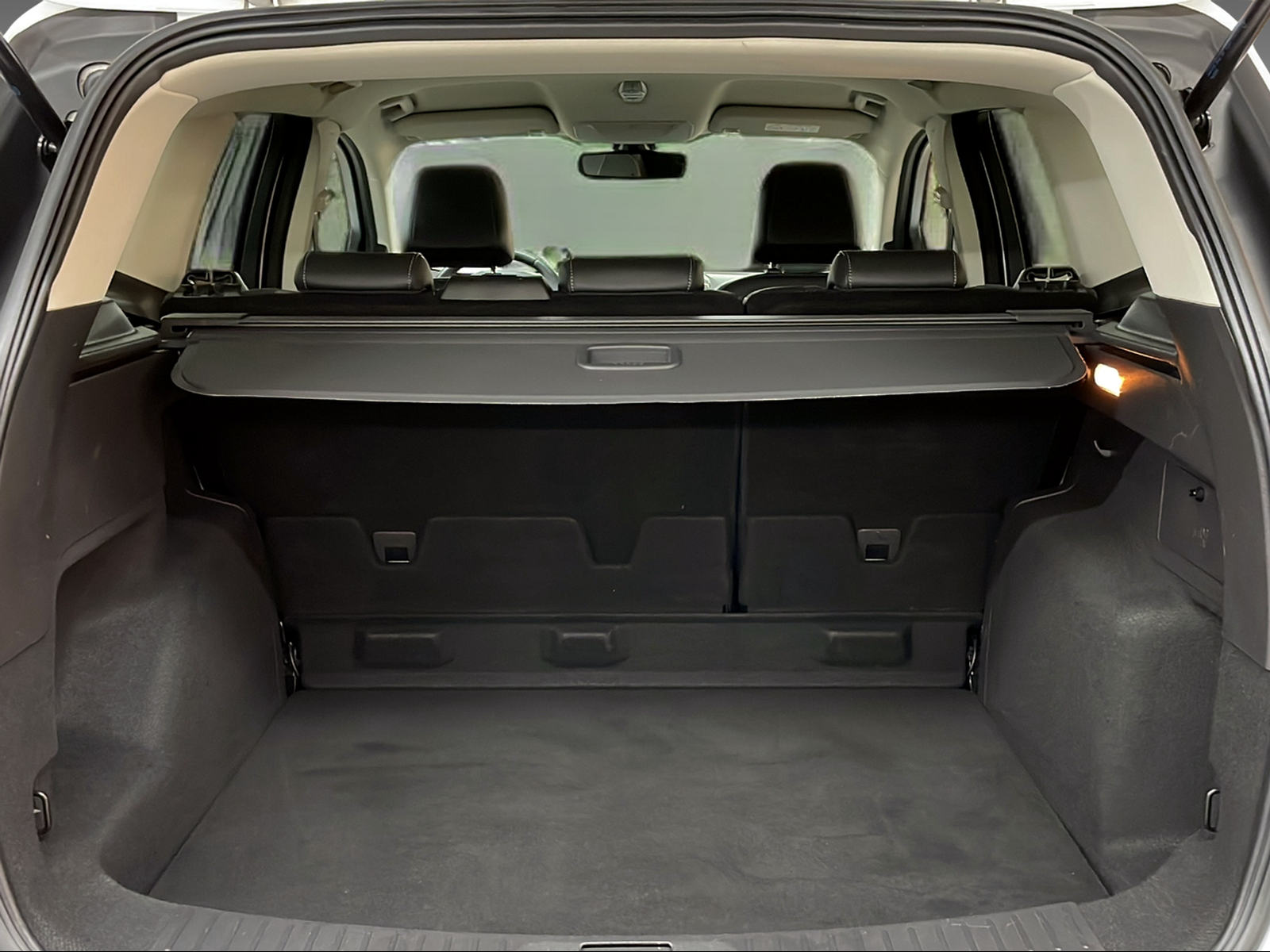 FORD Kuga 1.5 EcoB 150 Carving 2WD - 13