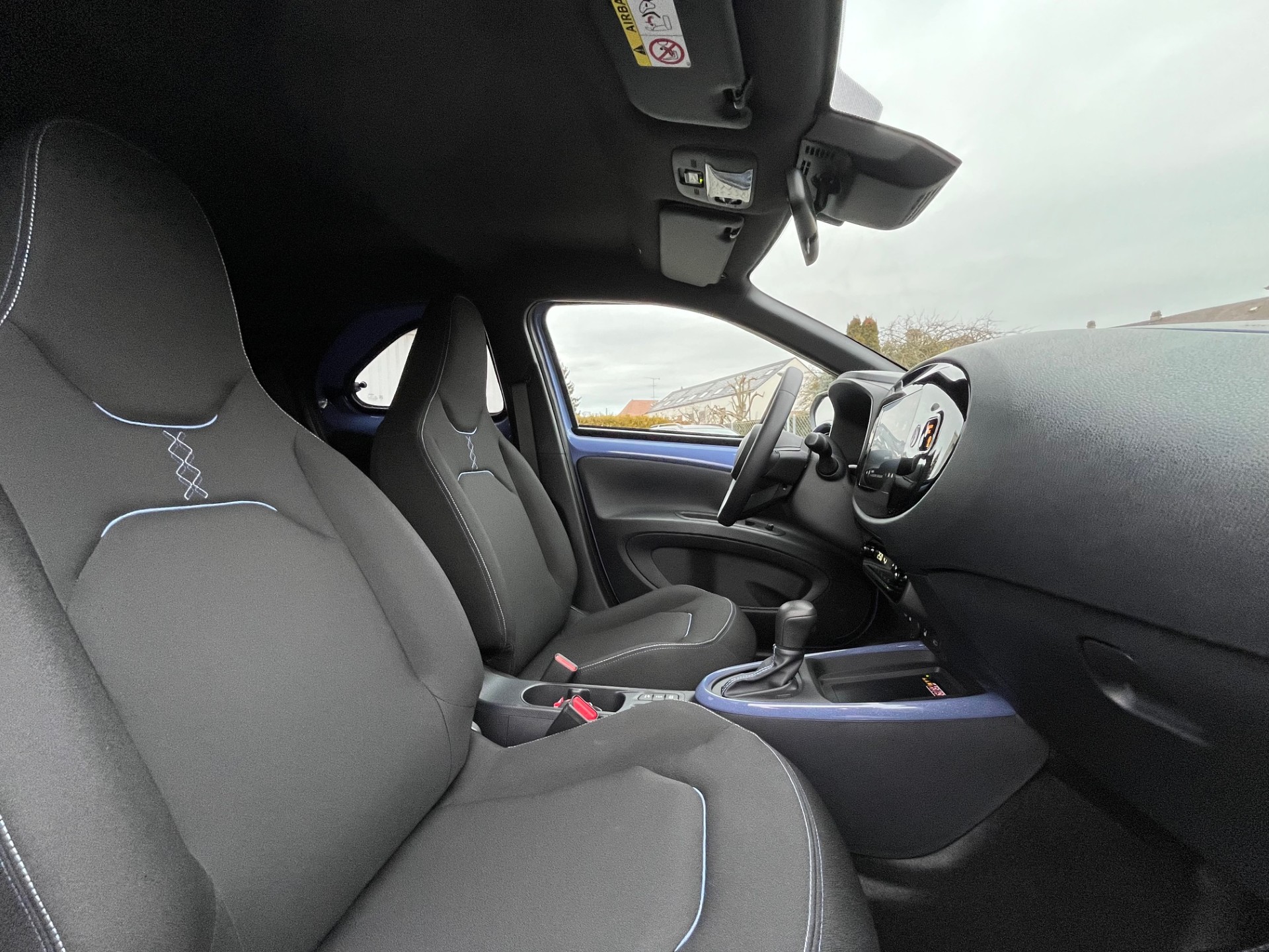 TOYOTA Aygo X 1.0 VVT-i Trend CVT - 10