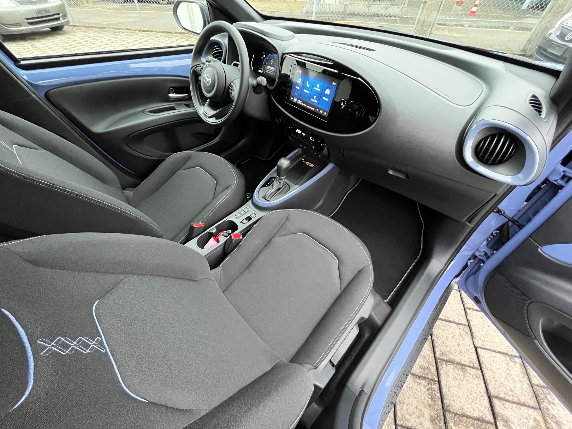 TOYOTA Aygo X 1.0 VVT-i Trend CVT - 9