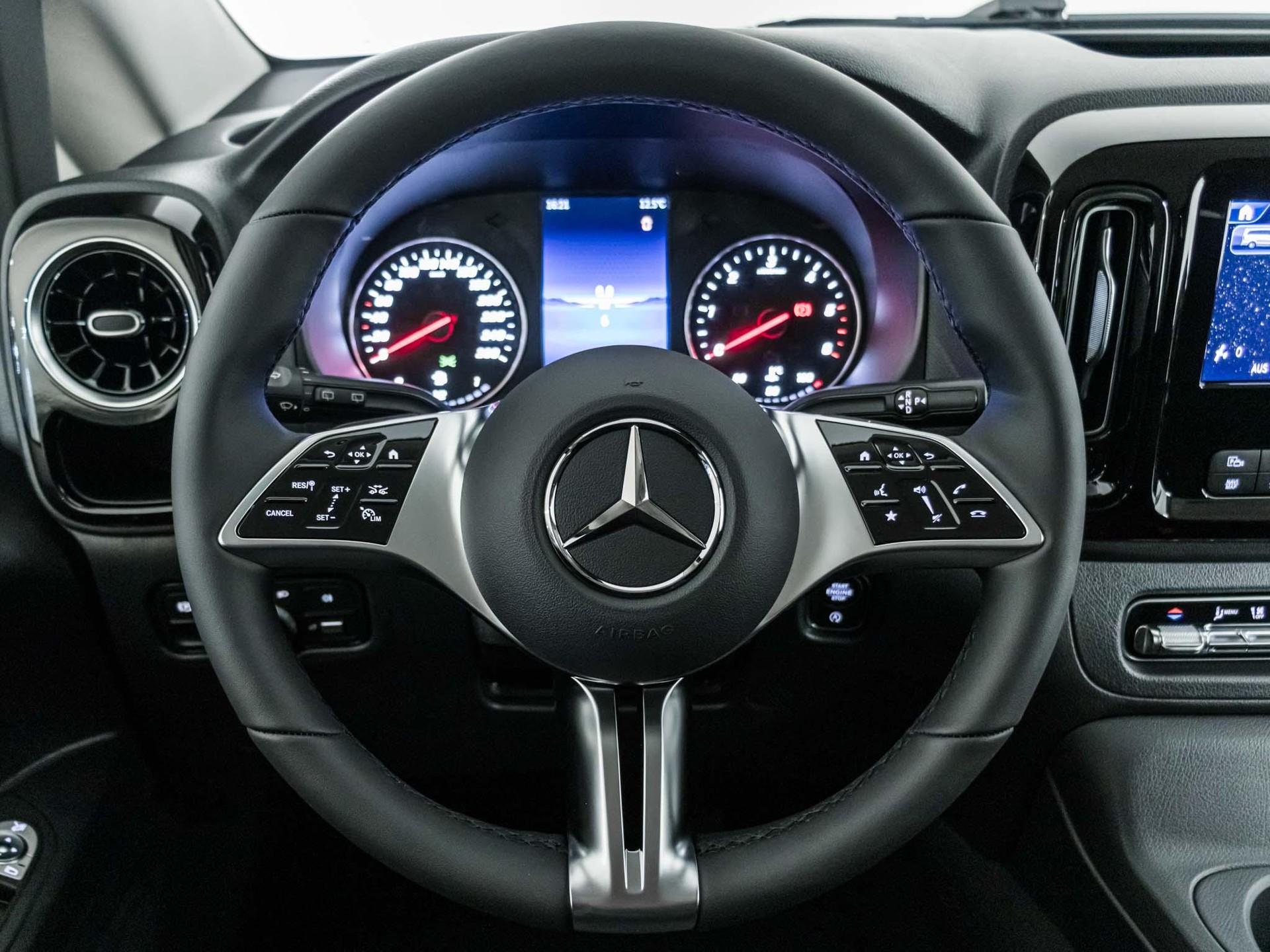 MERCEDES-BENZ Vito 116 CDI 4x4 Tourer SELECT L - 11