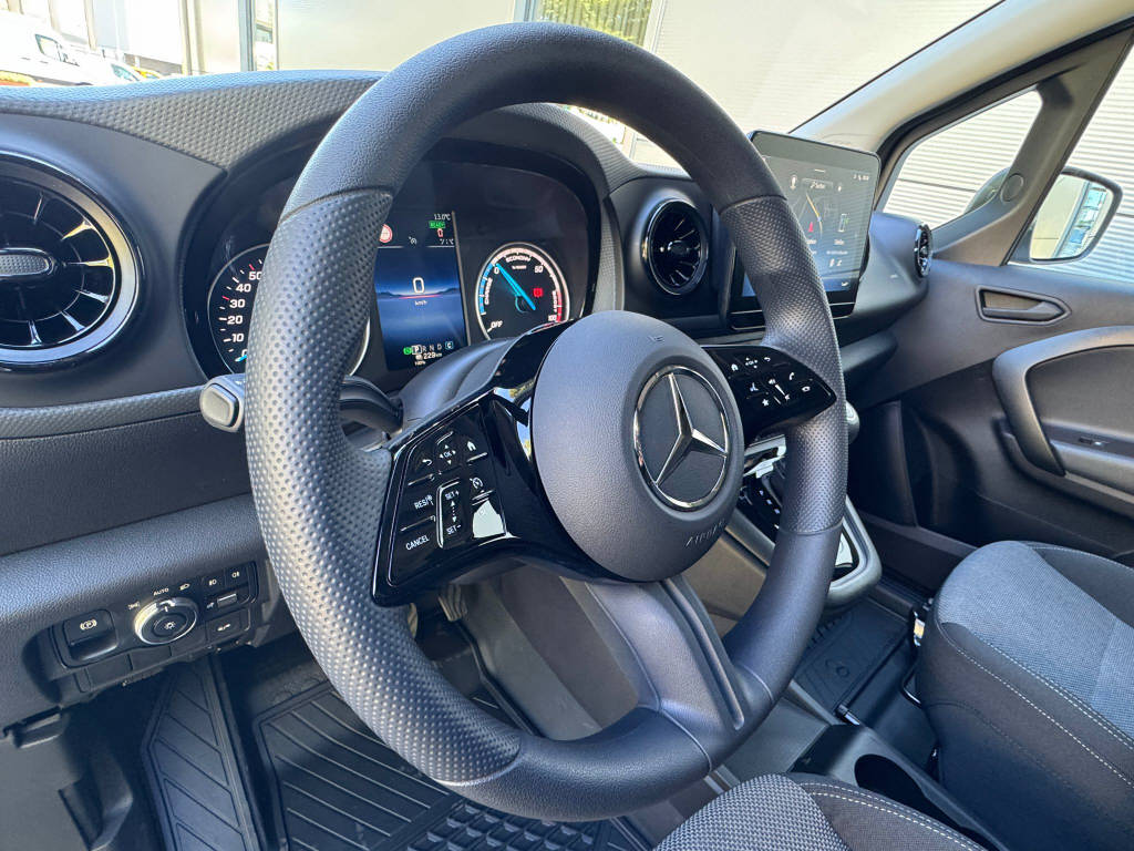 MERCEDES-BENZ eCitan Kasten Pro S Worker 45 kWh - 12