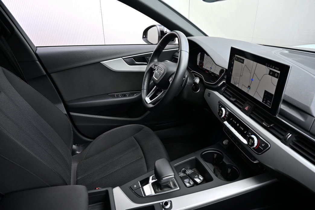 AUDI A4 Avant 2.0 TDI 35 S-tronic - 7