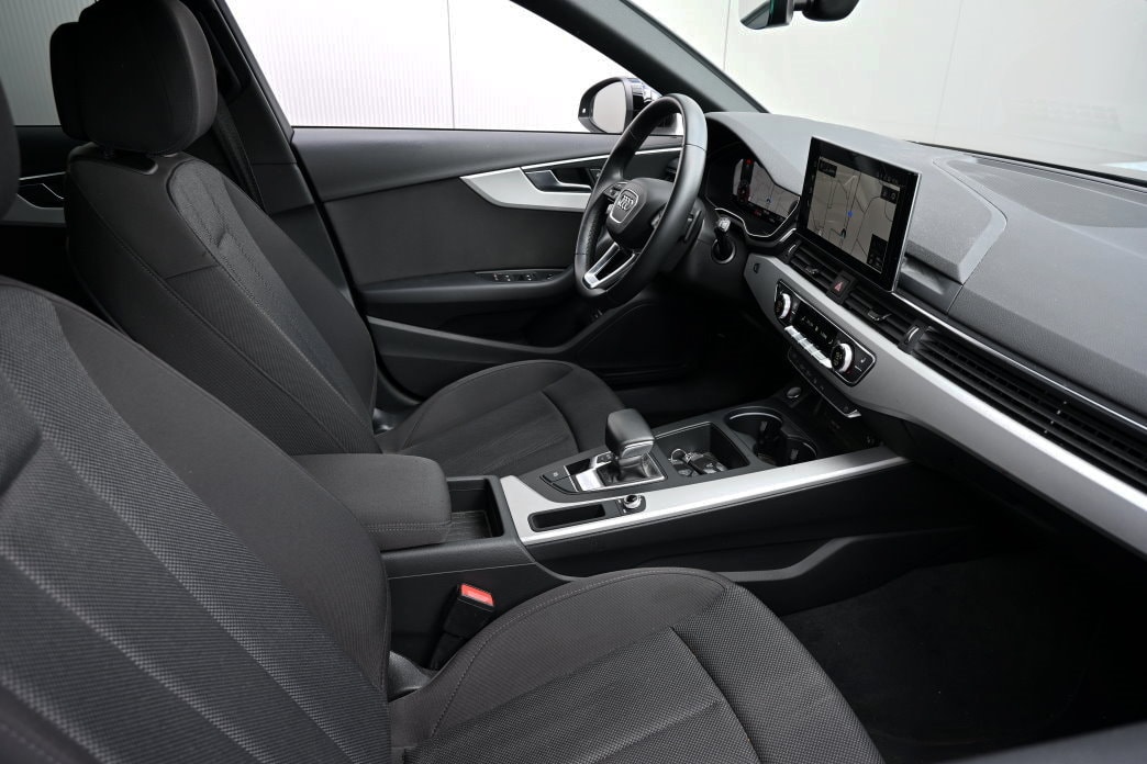 AUDI A4 Avant 2.0 TDI 35 S-tronic - 5